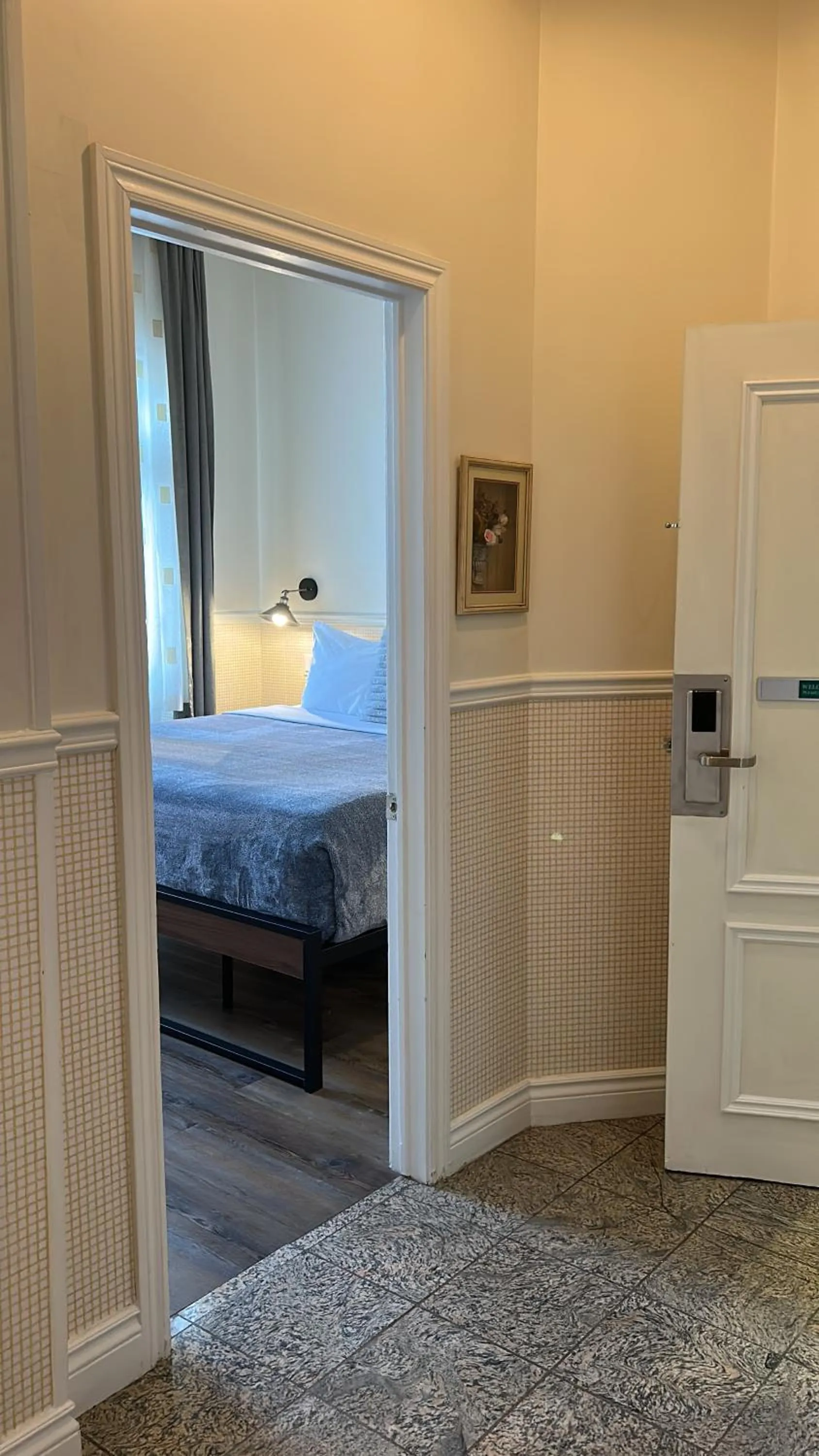 Bed in Parc Suites Hotel