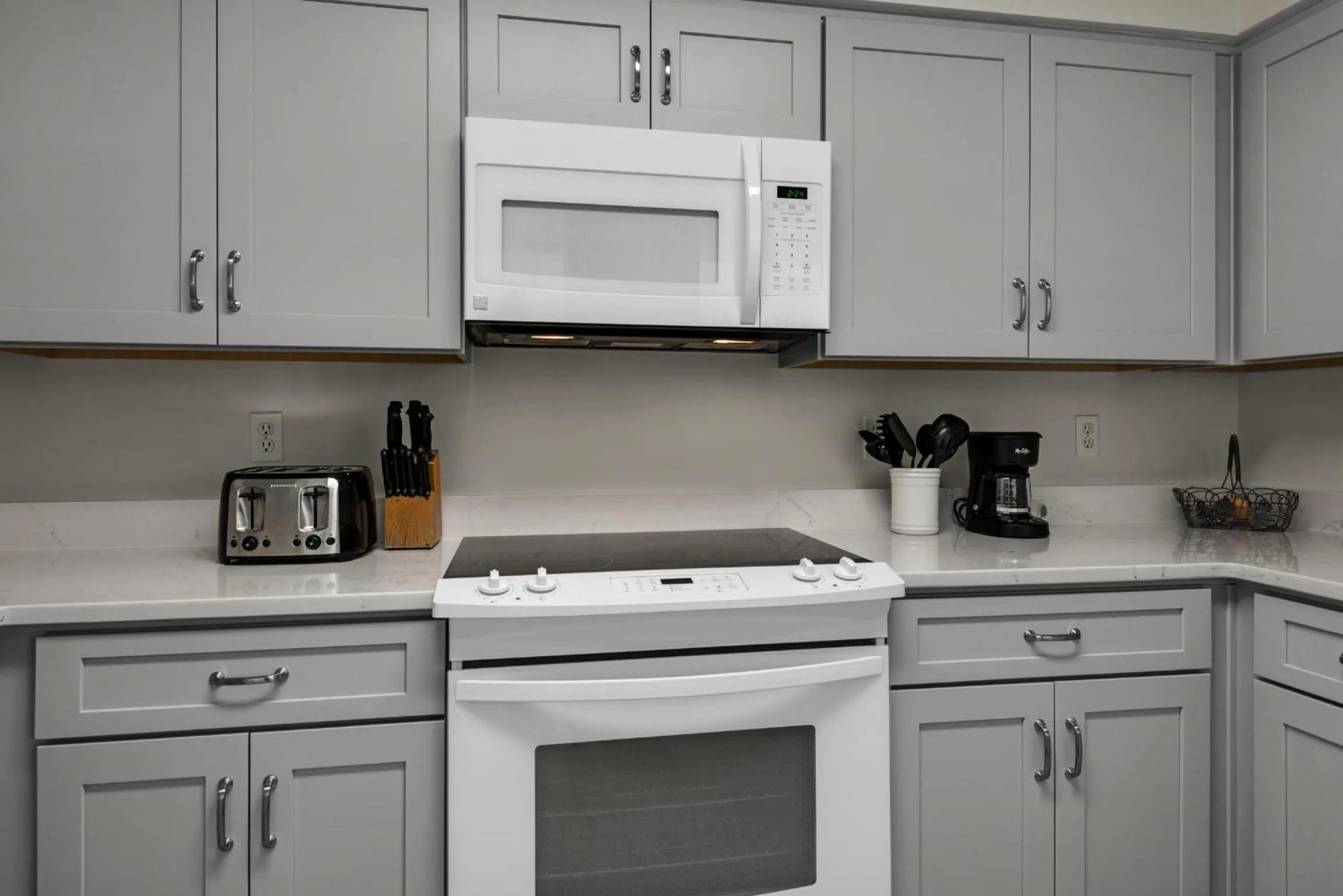 Tristan Towers unit 9B