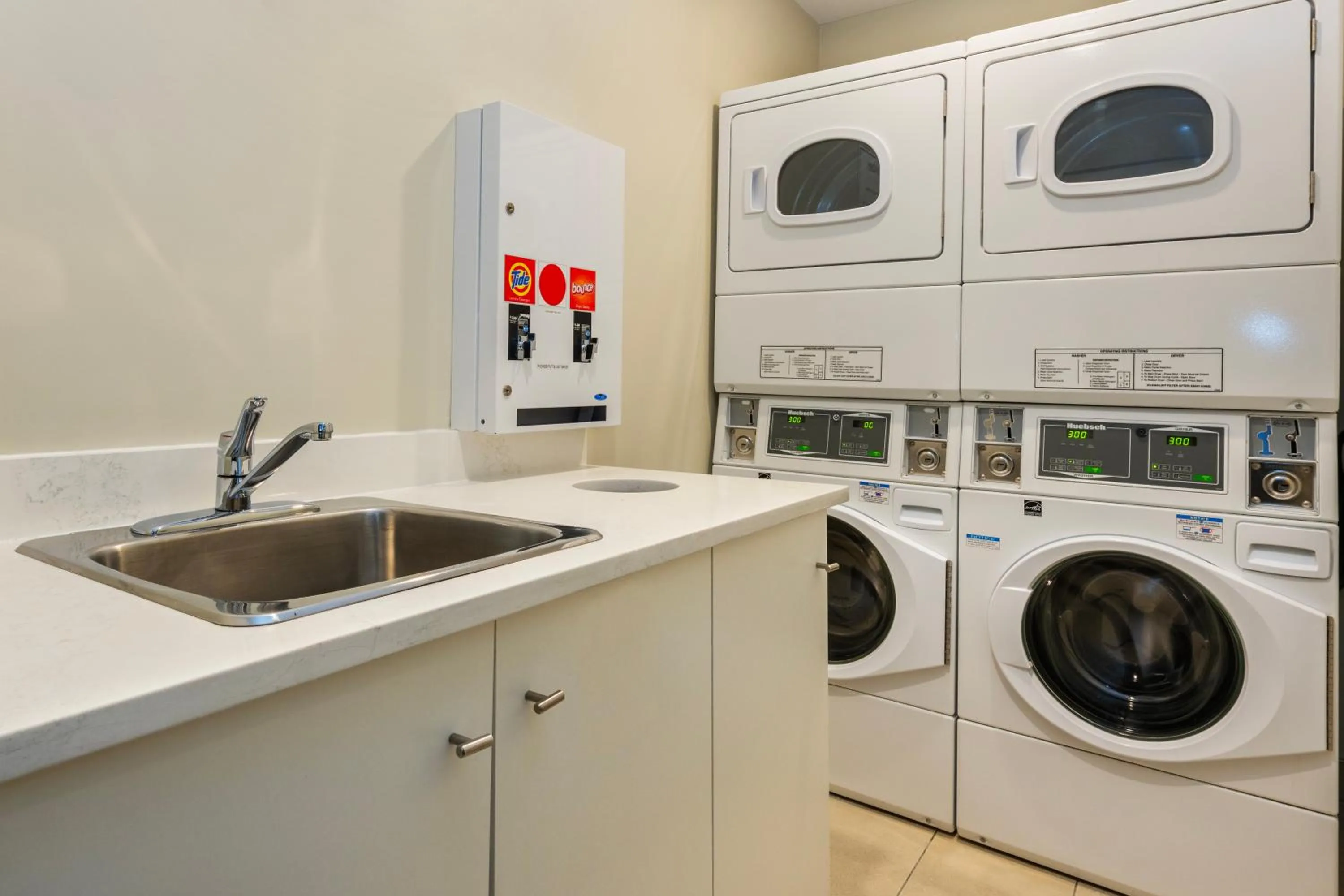 washing machine in Quality Inn & Suites