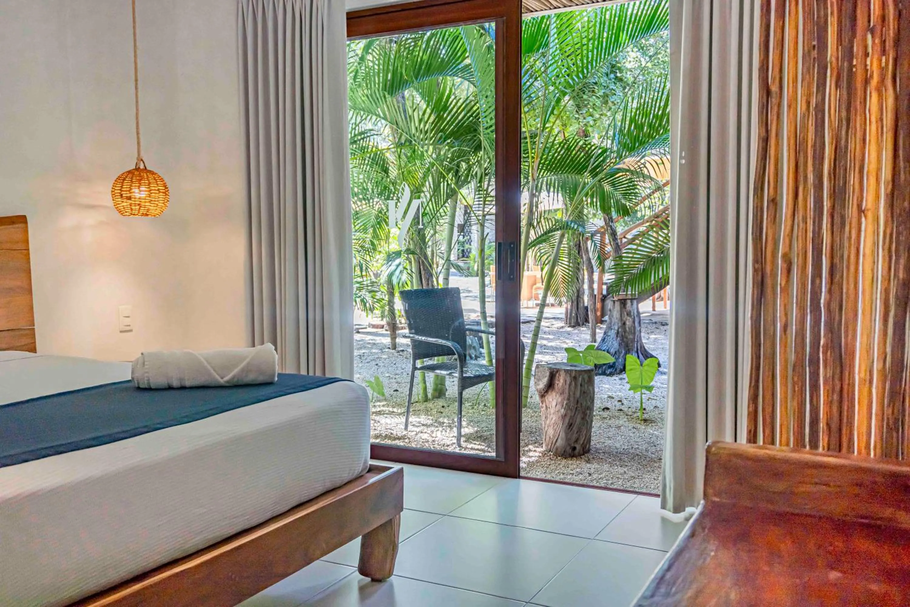 Patio, Bed in Niik Tulum