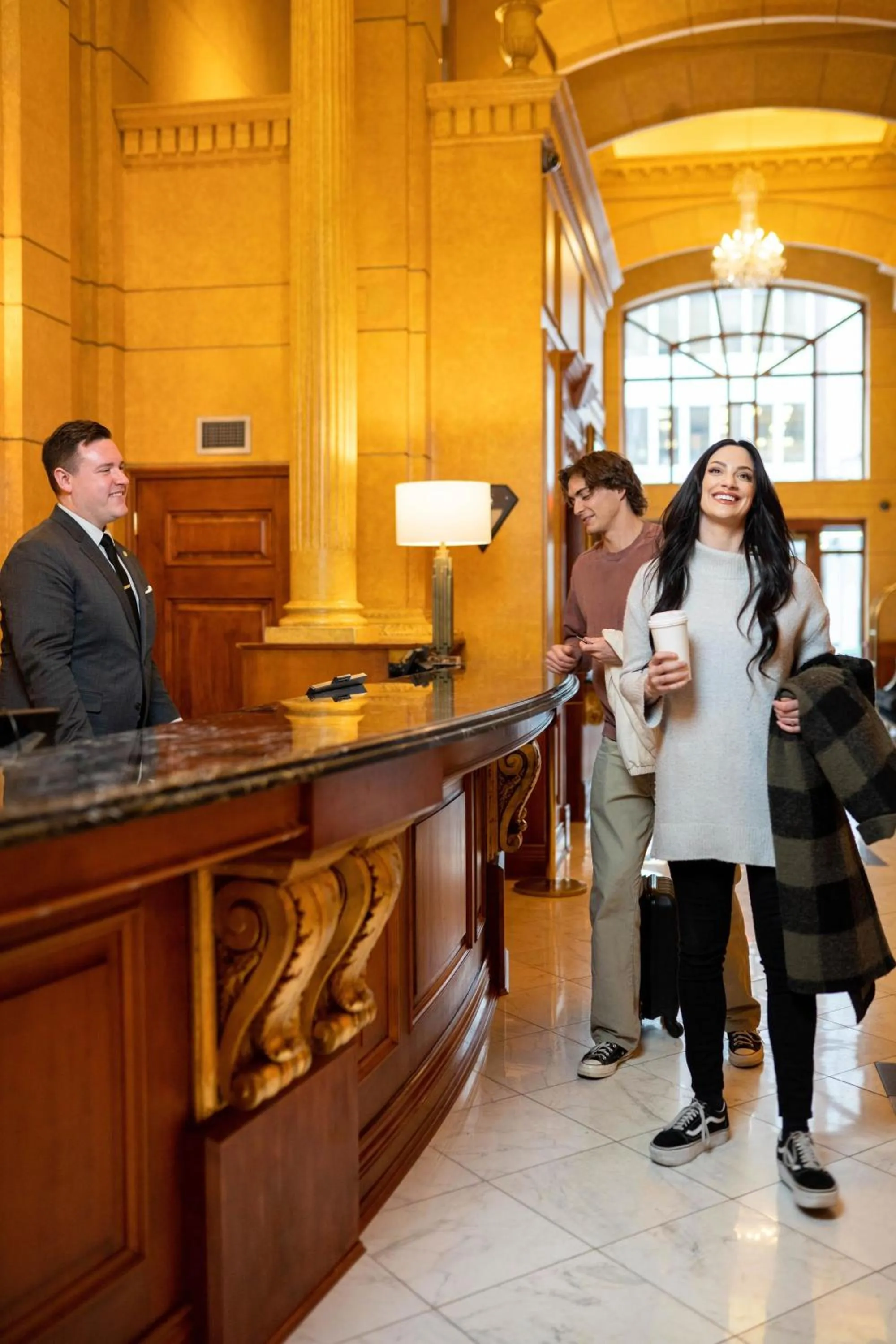 Lobby or reception in Hotel Le Soleil by Executive Hotels