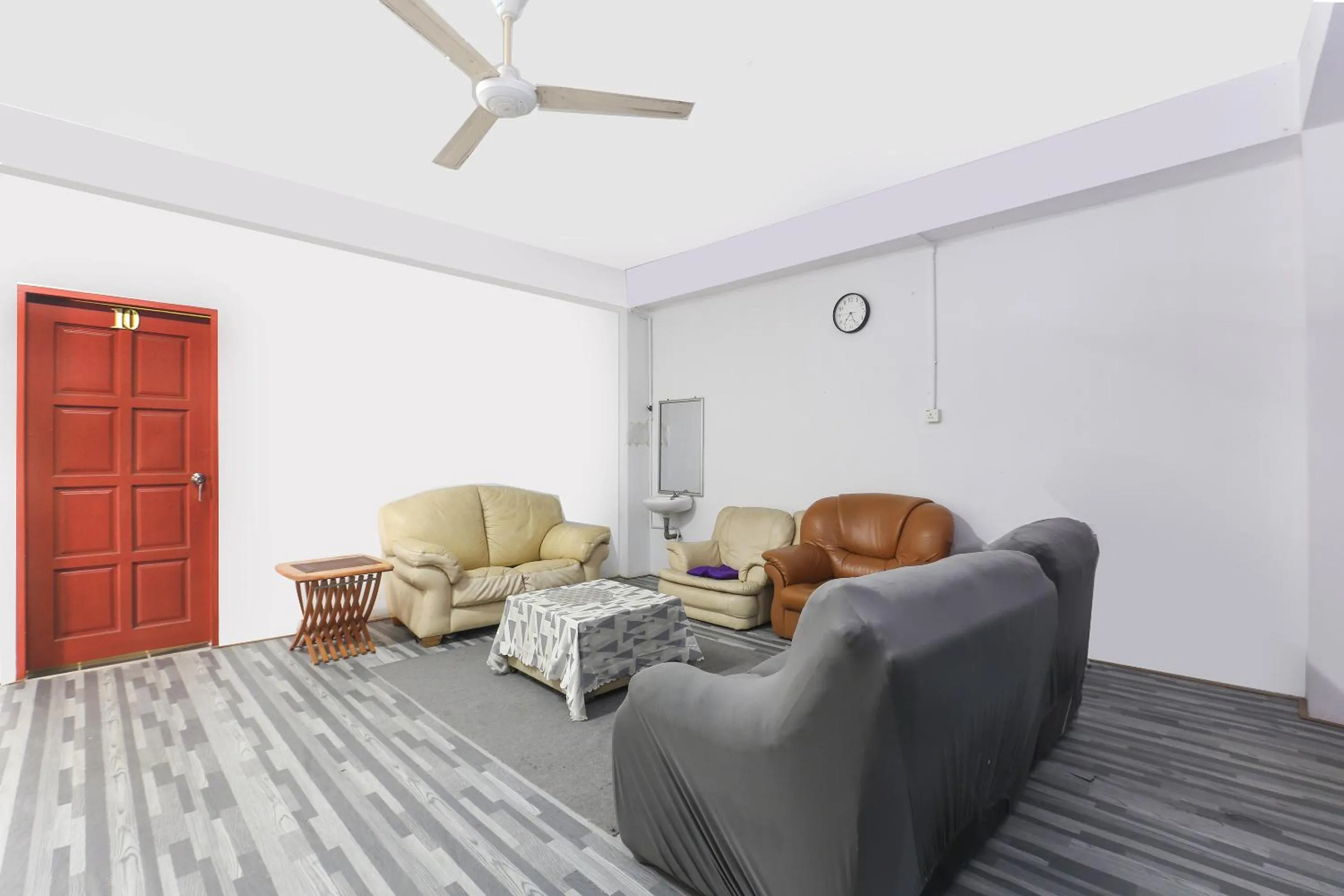 Seating Area in OYO 90321 Hotel Bajet Sri Manal