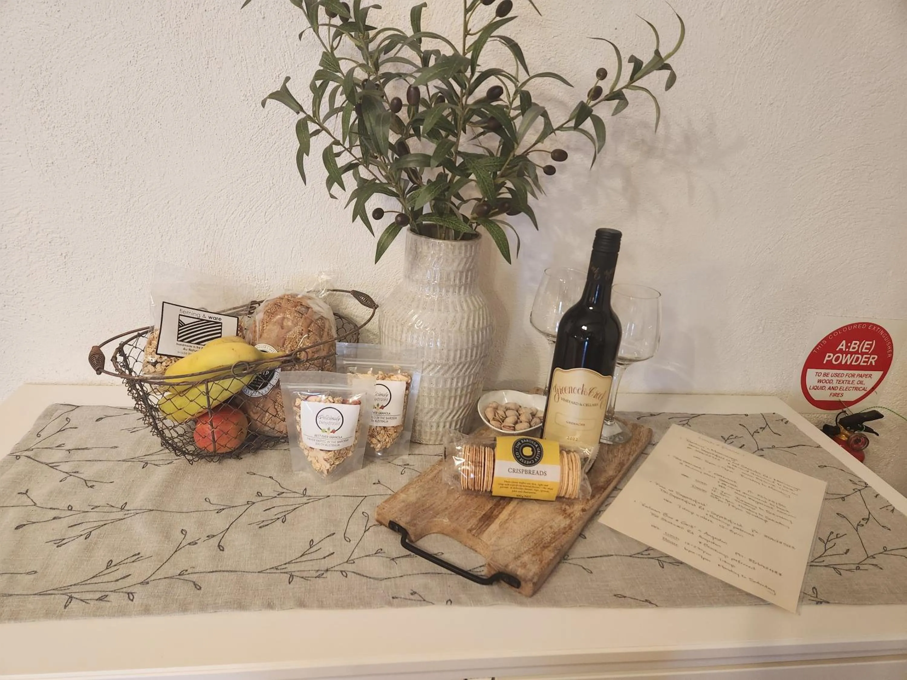 Breakfast in Marananga Cottages