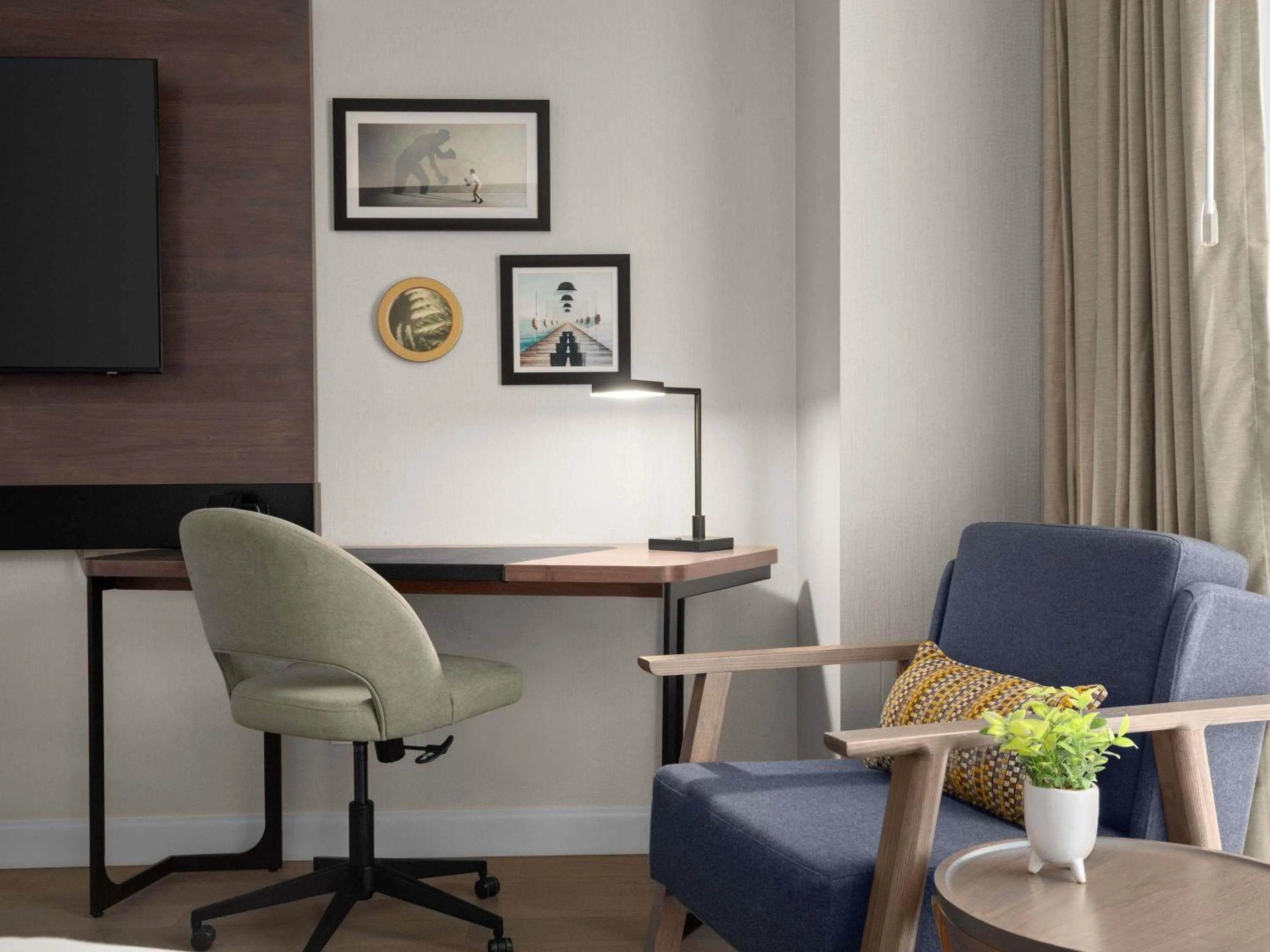 Bedroom in The Novotel Toronto Centre