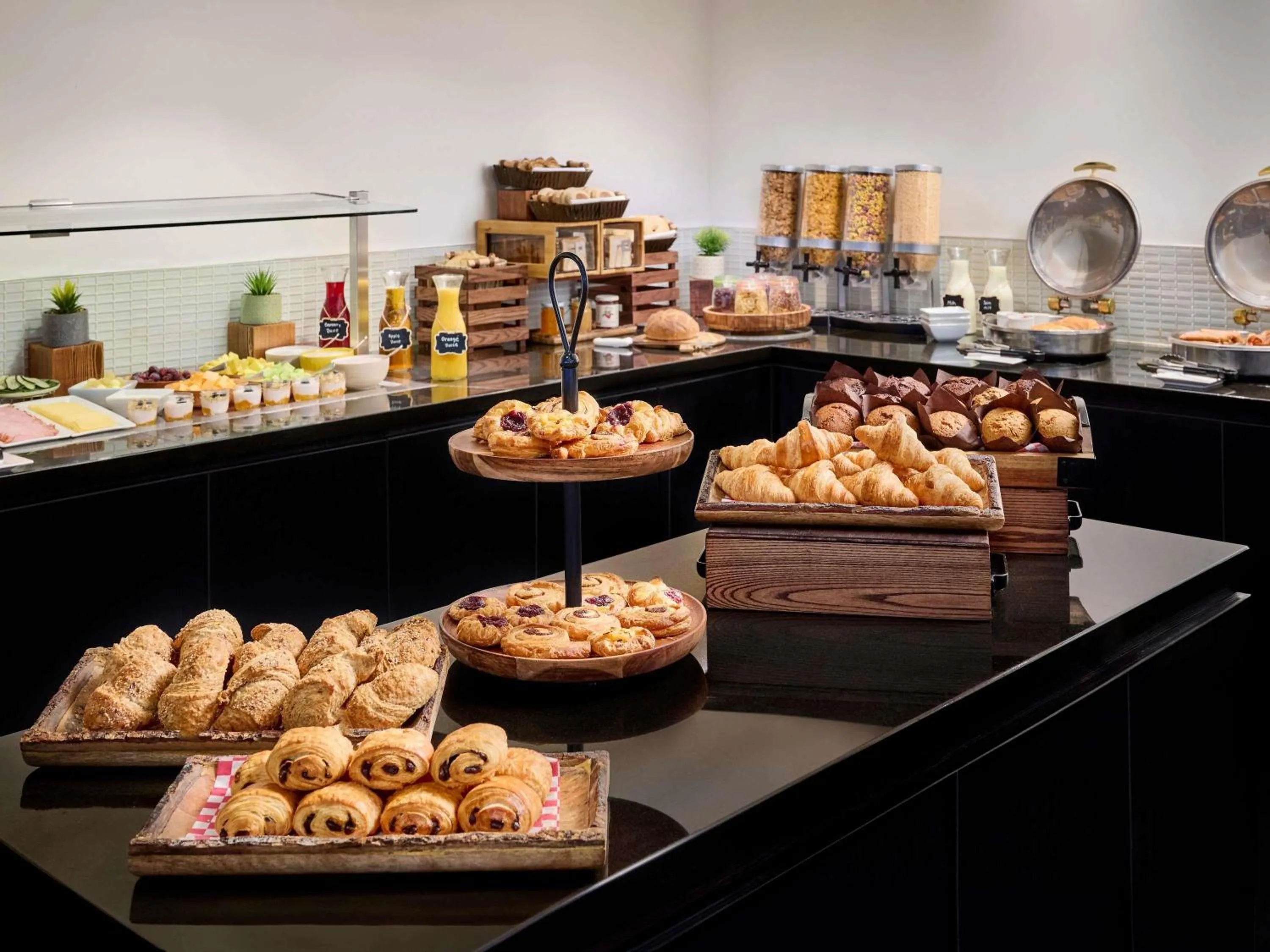 Breakfast in Novotel Toronto North York