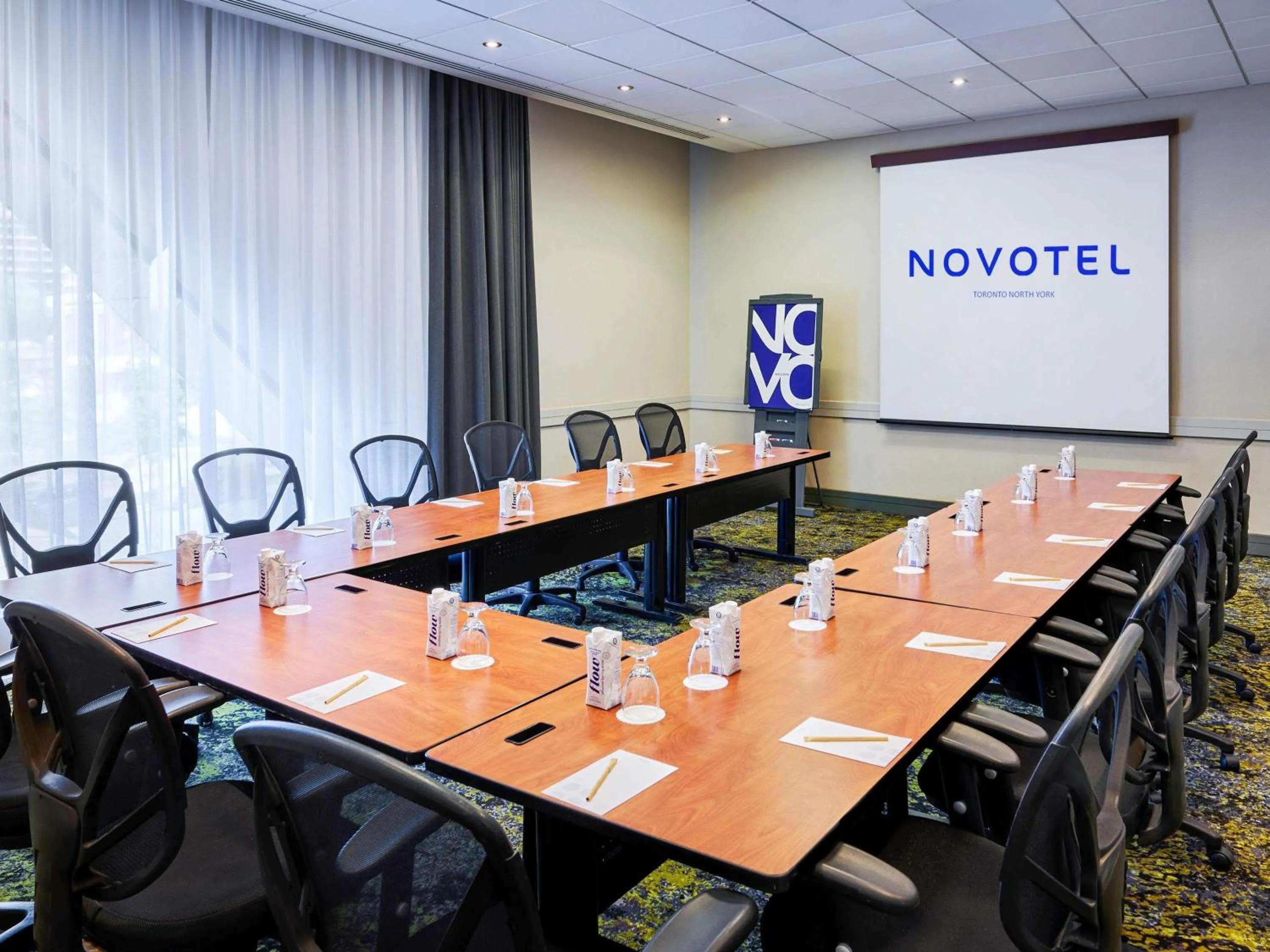 Meeting/conference room in Novotel Toronto North York
