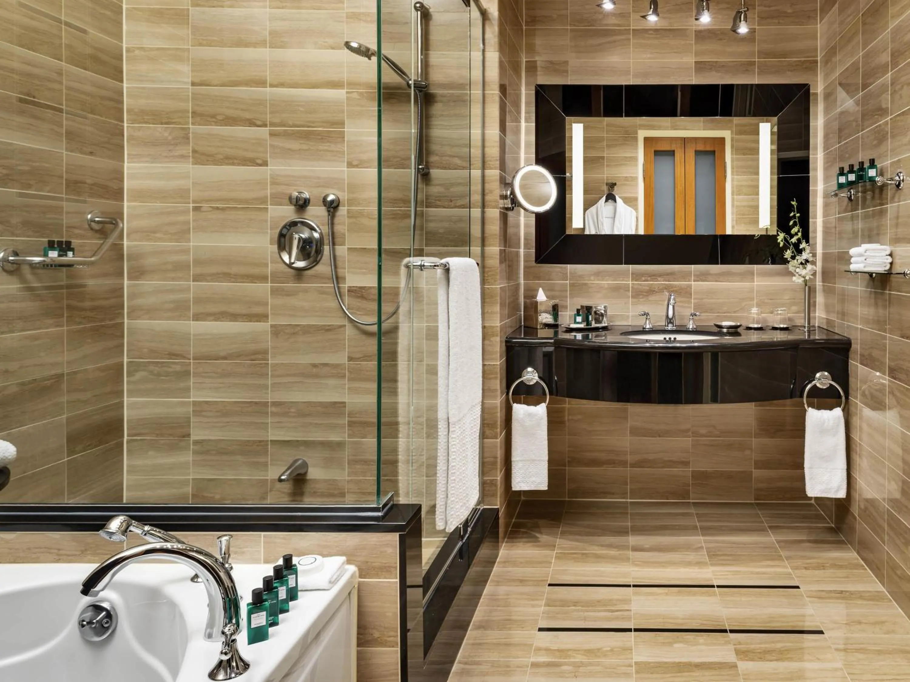 Bedroom in Sofitel Montreal Golden Mile