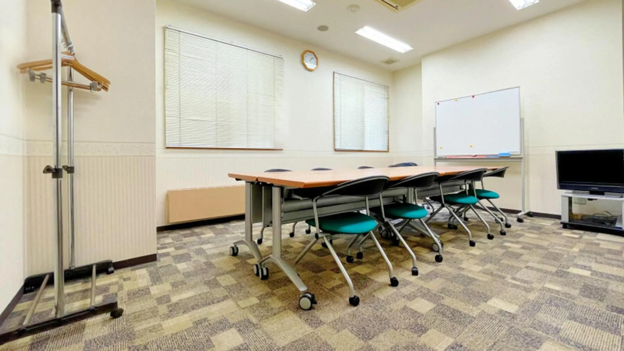 Meeting/conference room in Toyoko Inn Yokohama Shinkoyasu Ekimae