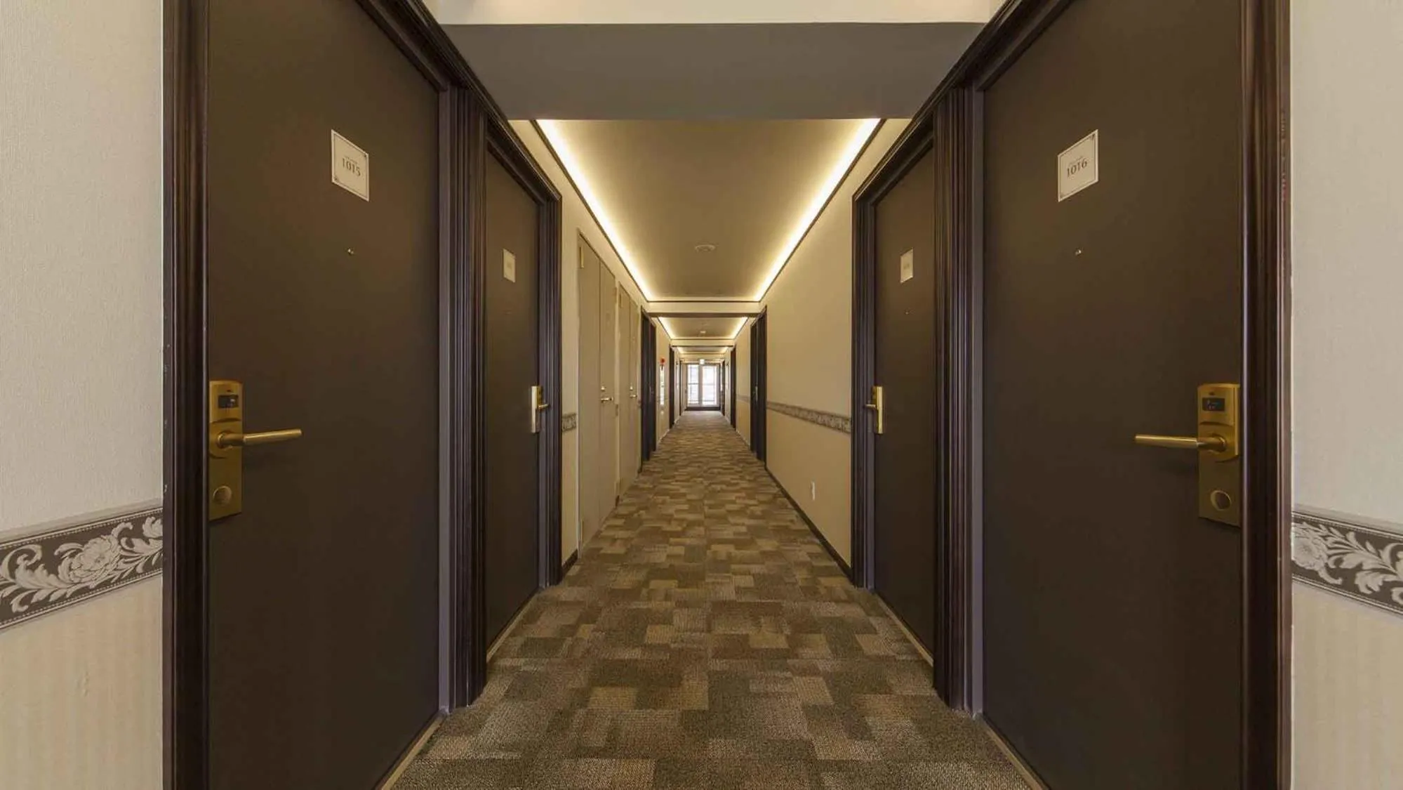 Property building in Toyoko Inn Hon-atsugi-eki Minami-guchi