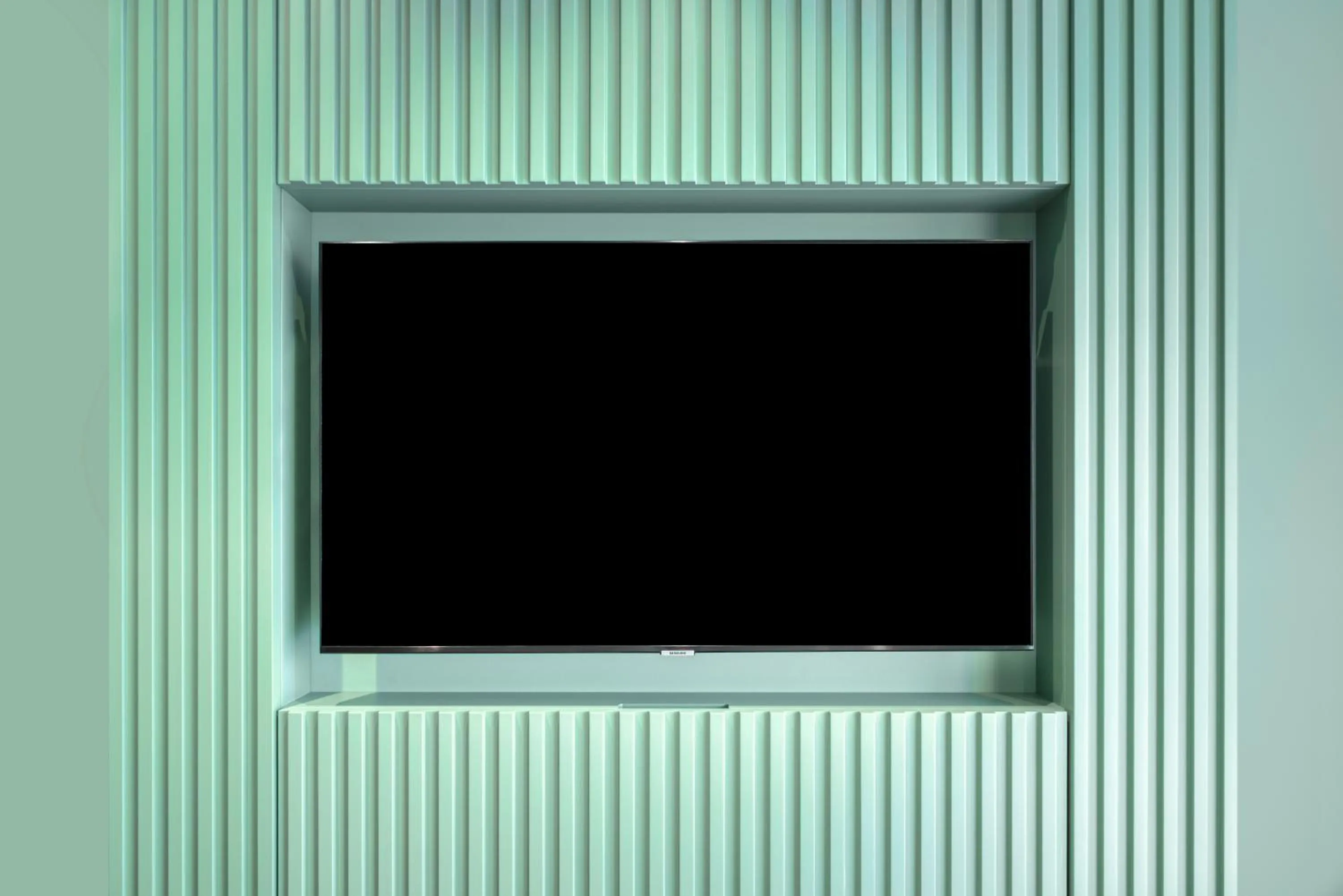 TV and multimedia in KYRIAD LYON OUEST Limonest