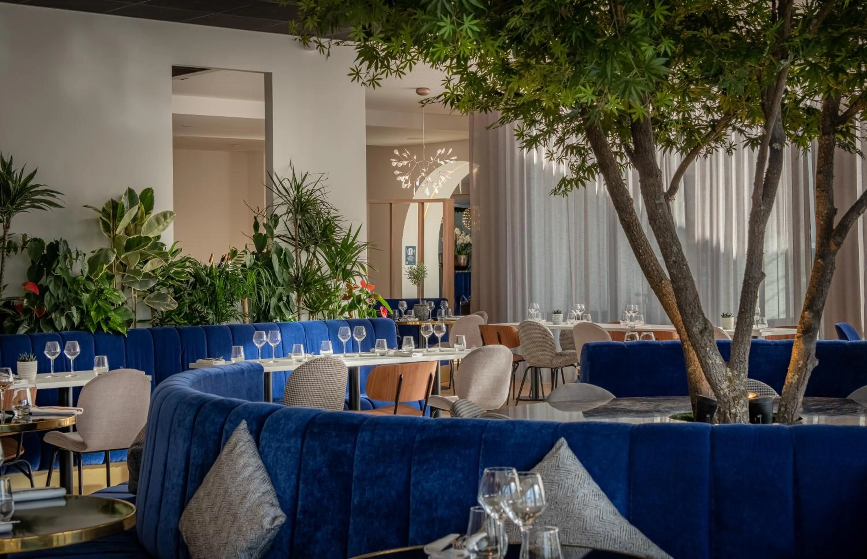 Restaurant/places to eat in GOLDEN TULIP LYON OUEST TECHLID Hotel & Spa