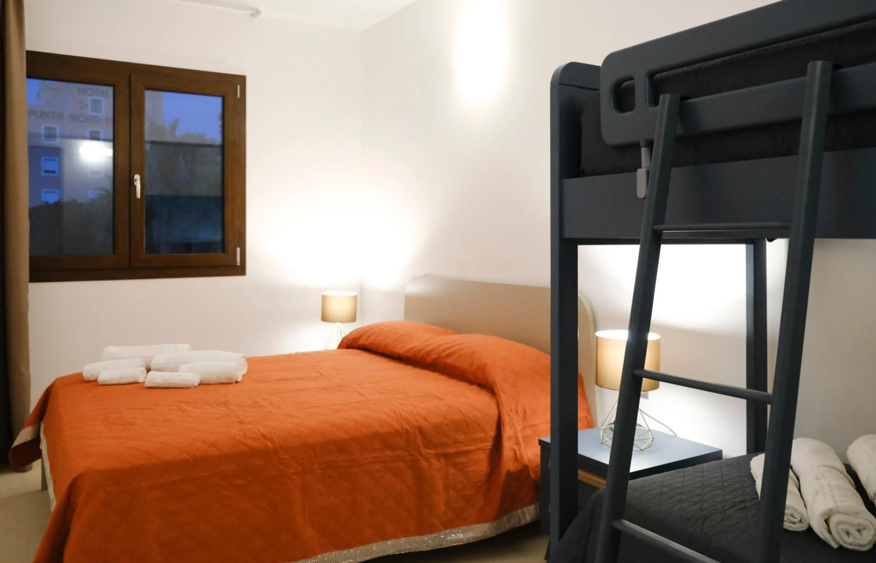 Bedroom, Bed in SOL Y MAR Camere e Appartamenti