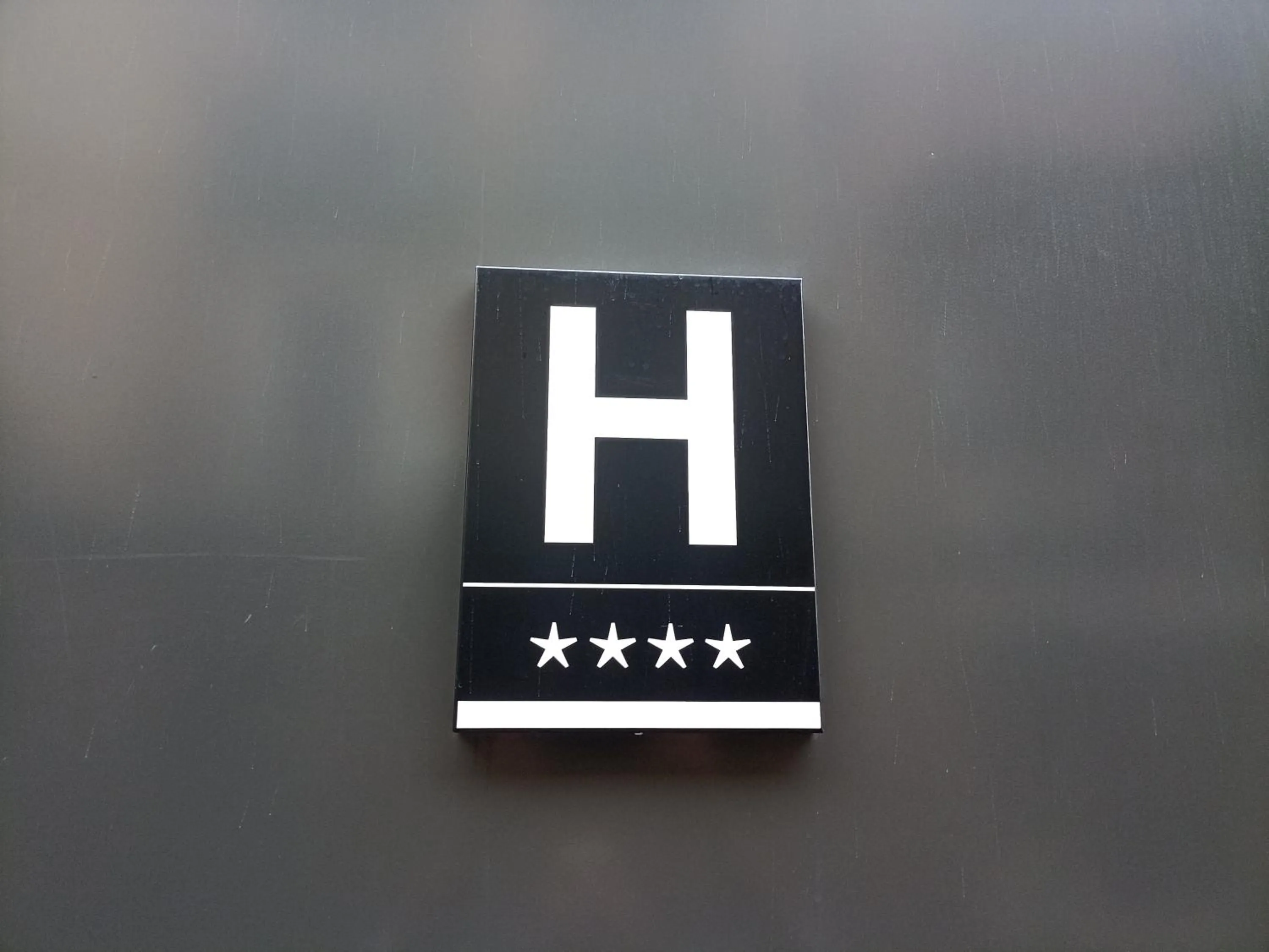 Logo/Certificate/Sign in Hotel Orangine