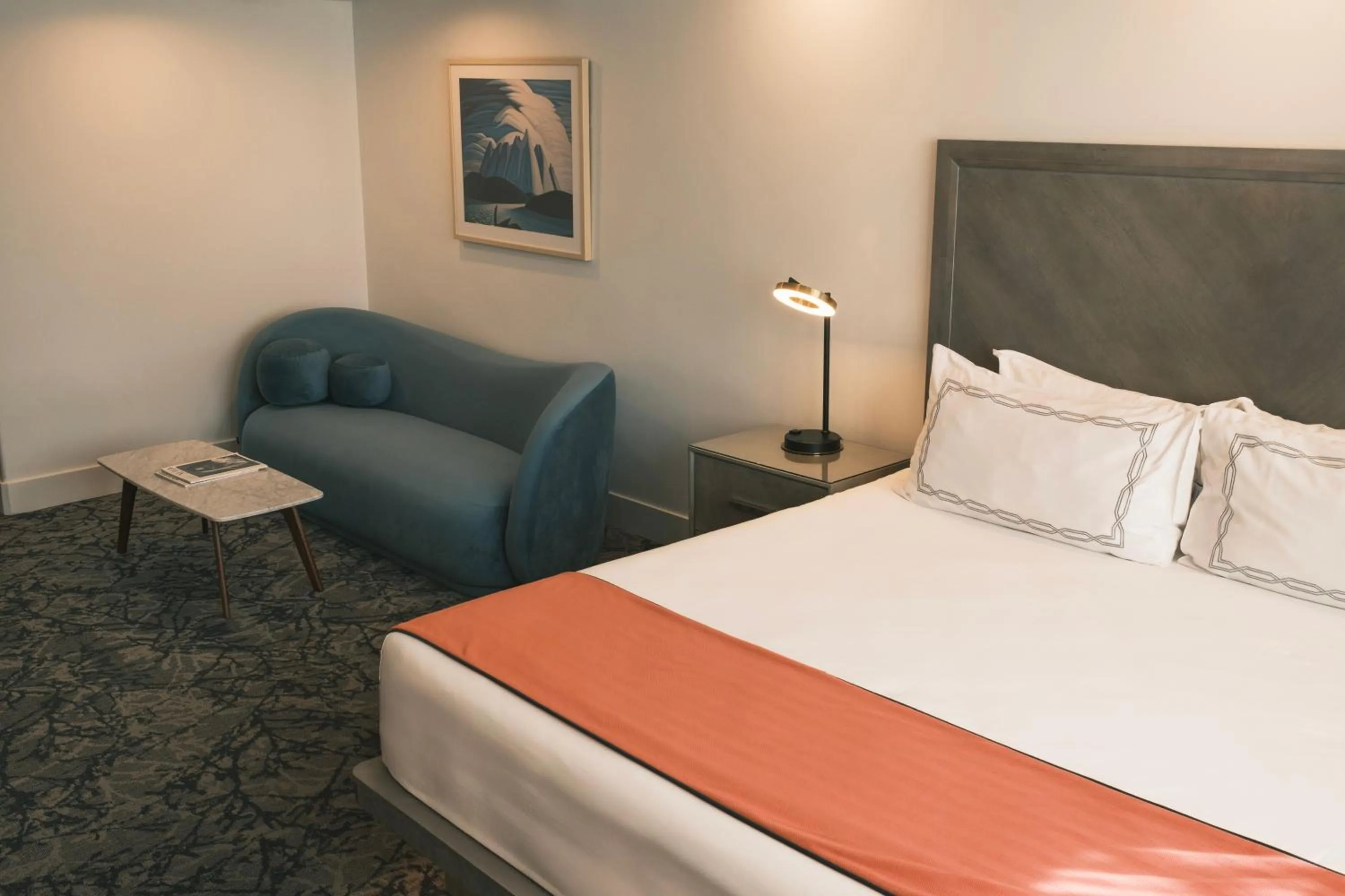 Living room, Bed in The Parker Hotel and Rooftop