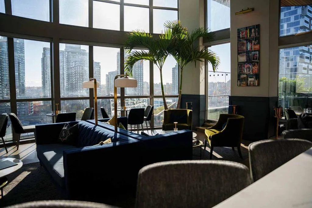 Restaurant/places to eat in The Parker Hotel and Rooftop