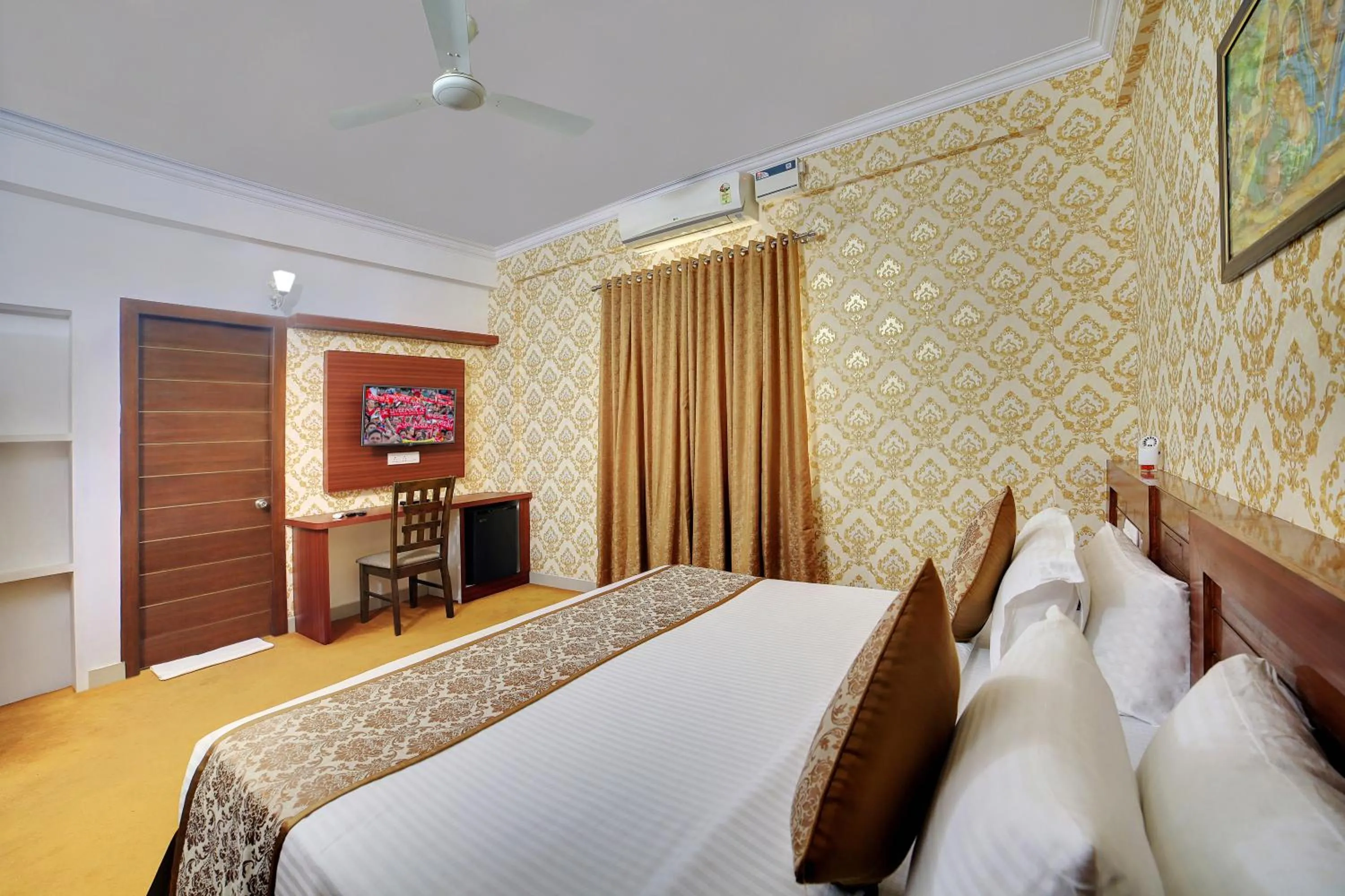 Bed in The Liverpool Blue Hotels