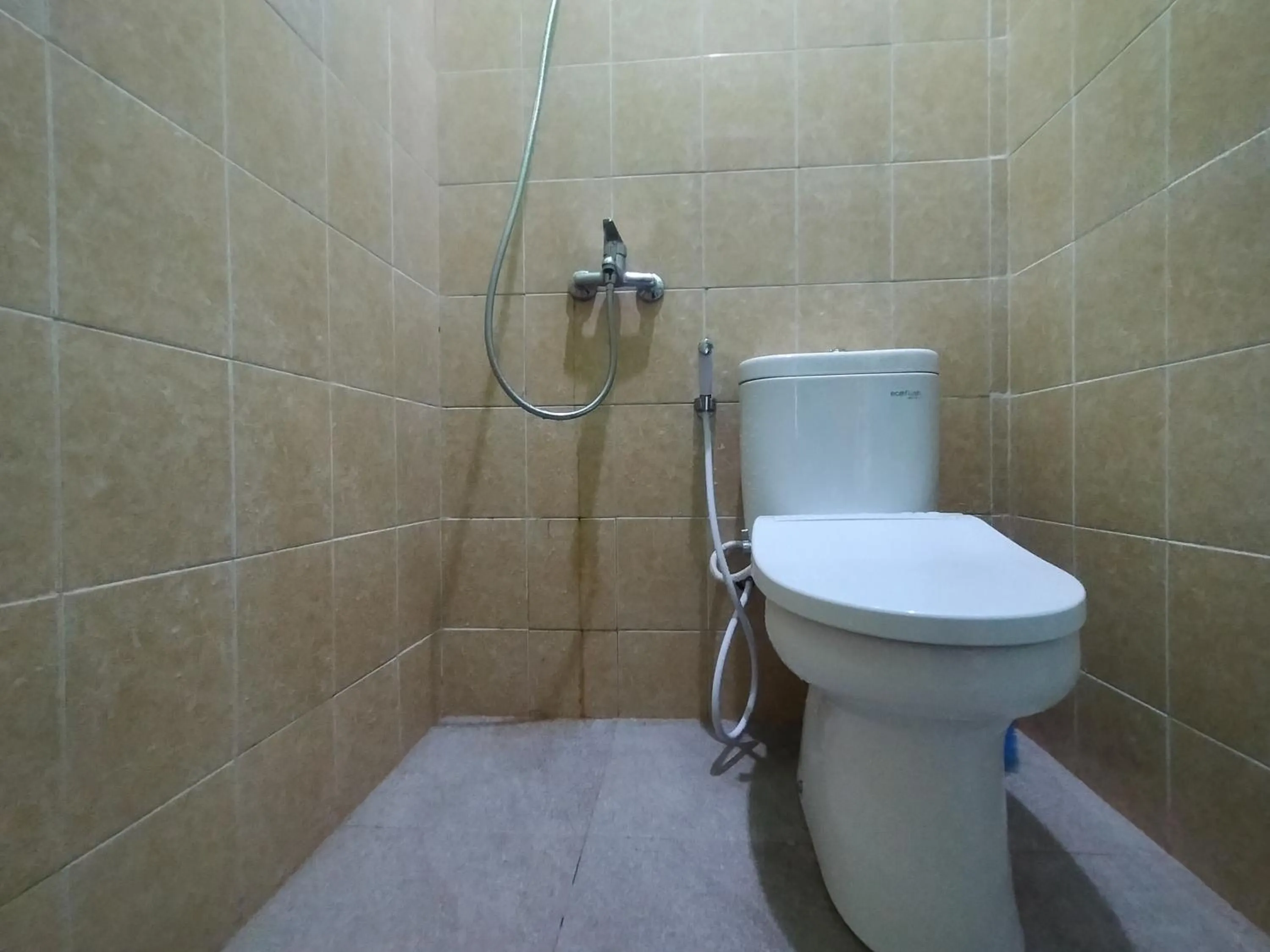 Villa Batu Tua Puncak Mitra RedDoorz