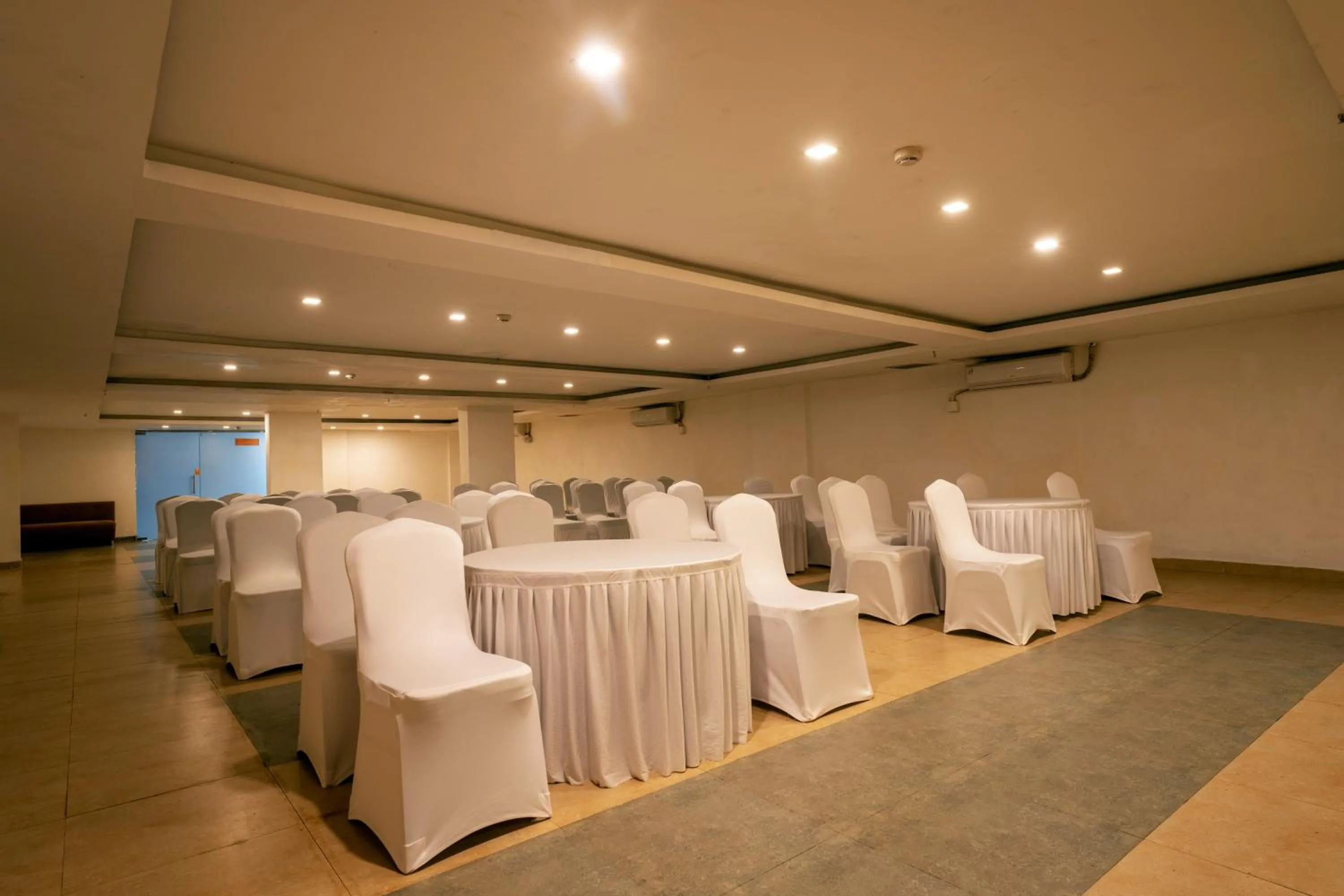 Business facilities in Zone Connect by The Park Parra Goa