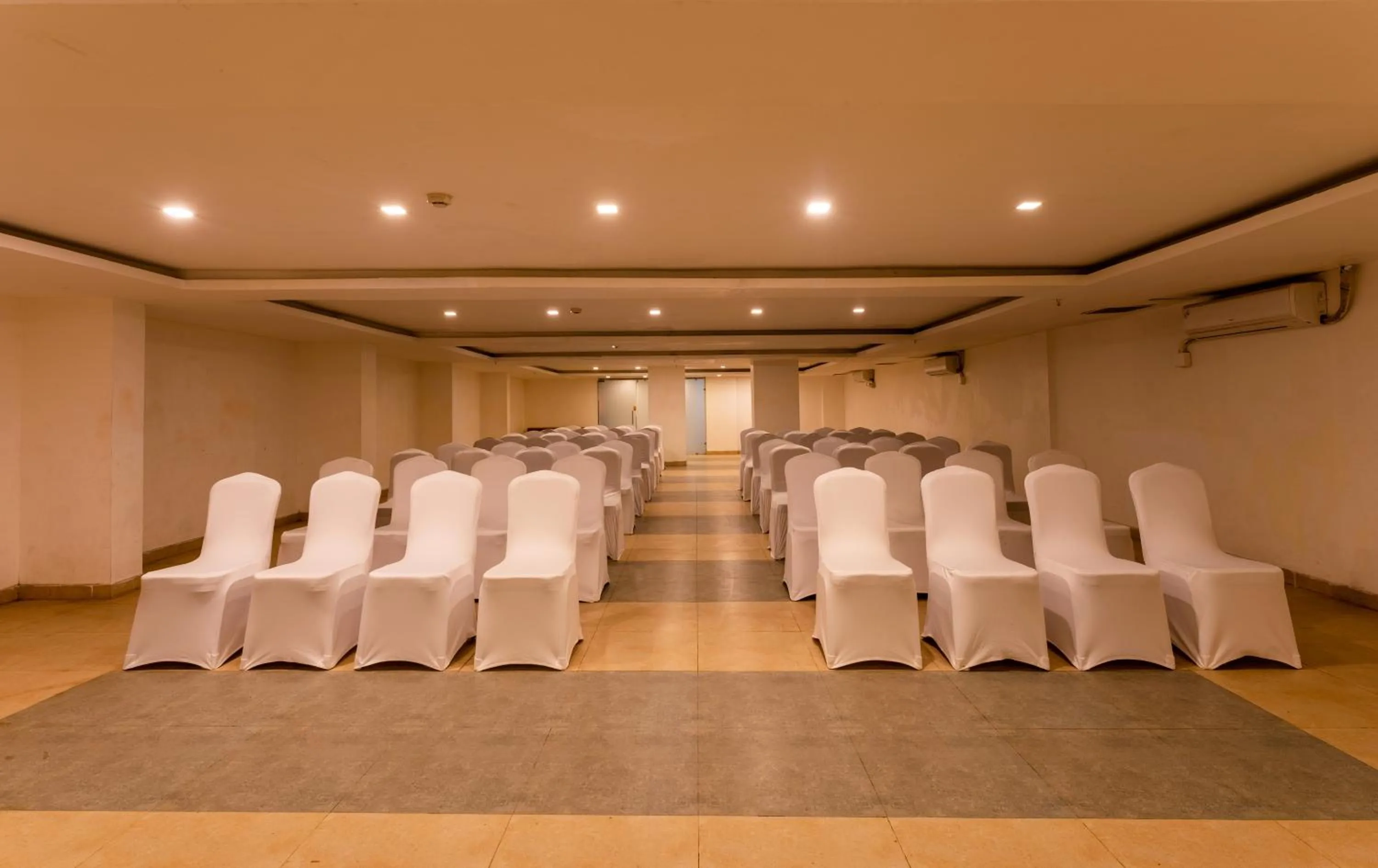 Business facilities in Zone Connect by The Park Parra Goa