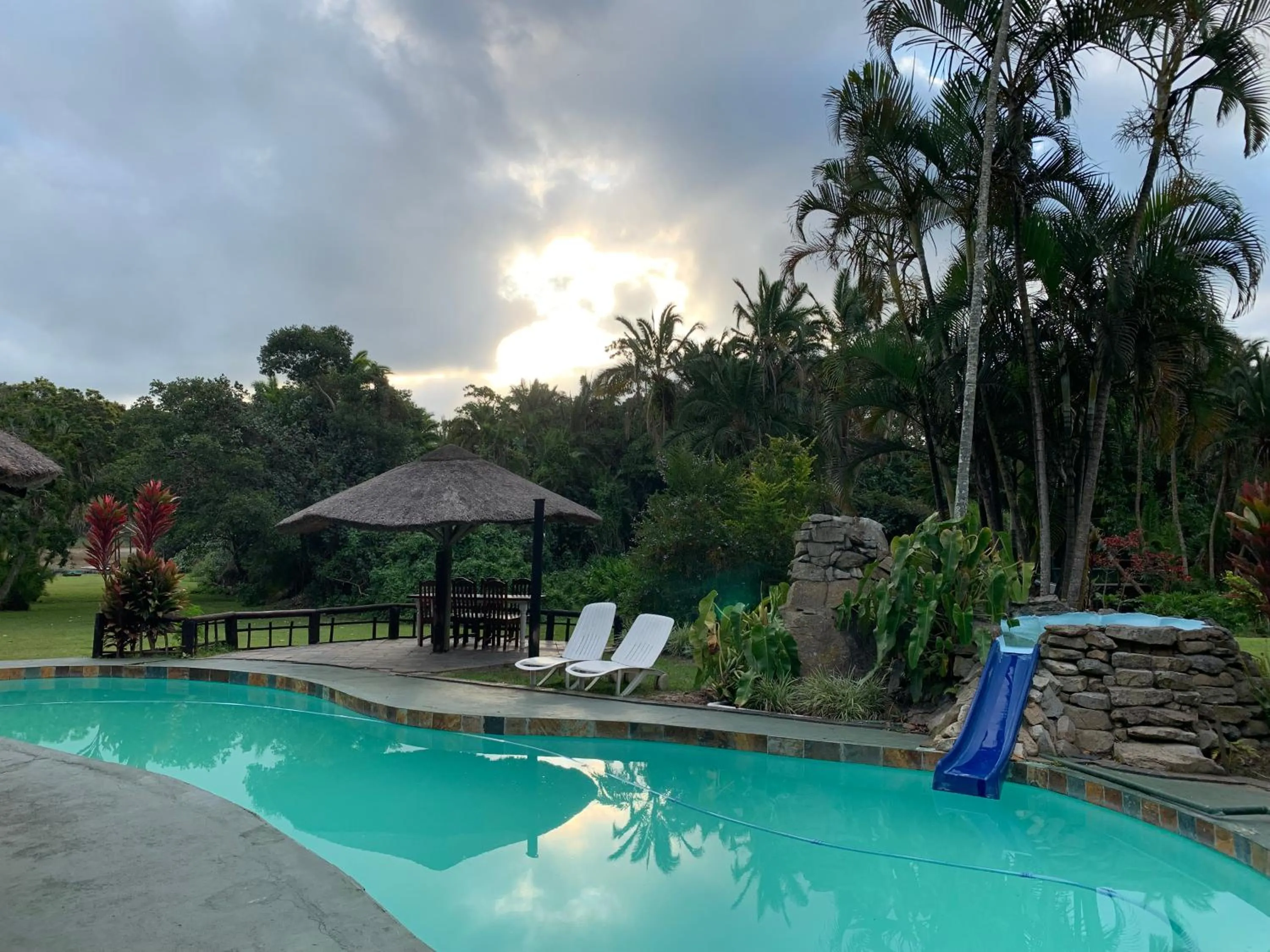 Swimming pool in Umtamvuna River Lodge