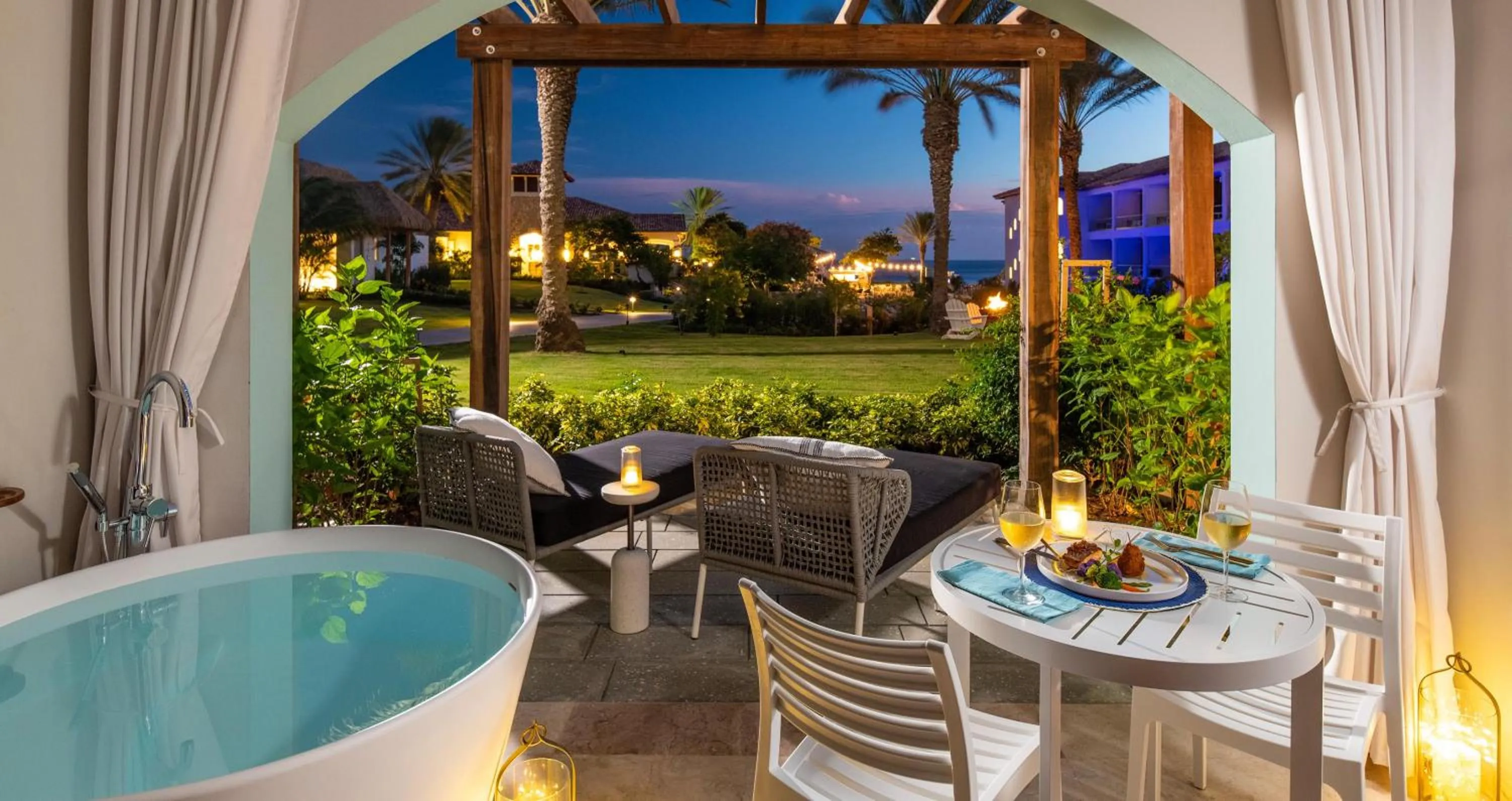 Photo of the whole room in Sandals Royal Curacao All Inclusive Couples Only