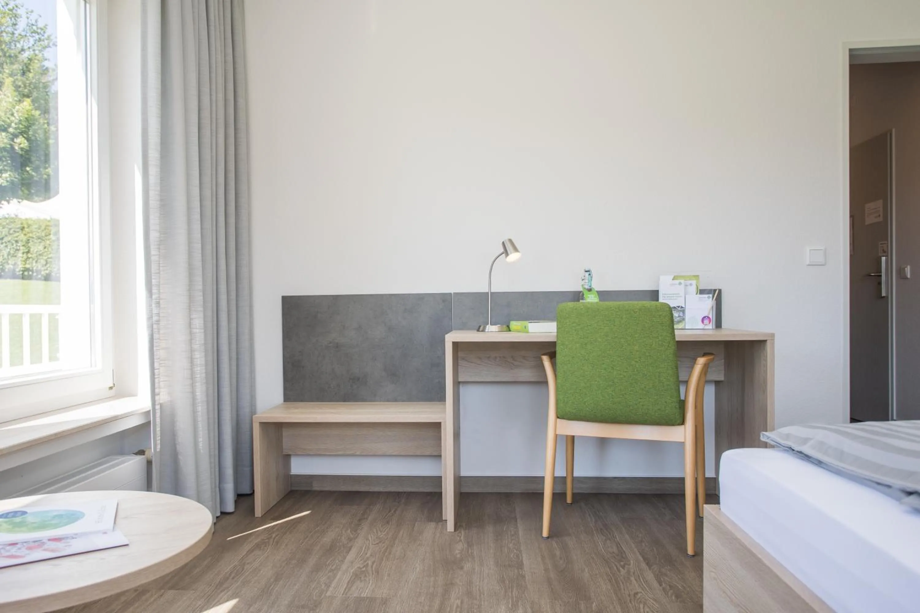 Photo of the whole room, Bed in St. Bonifatius