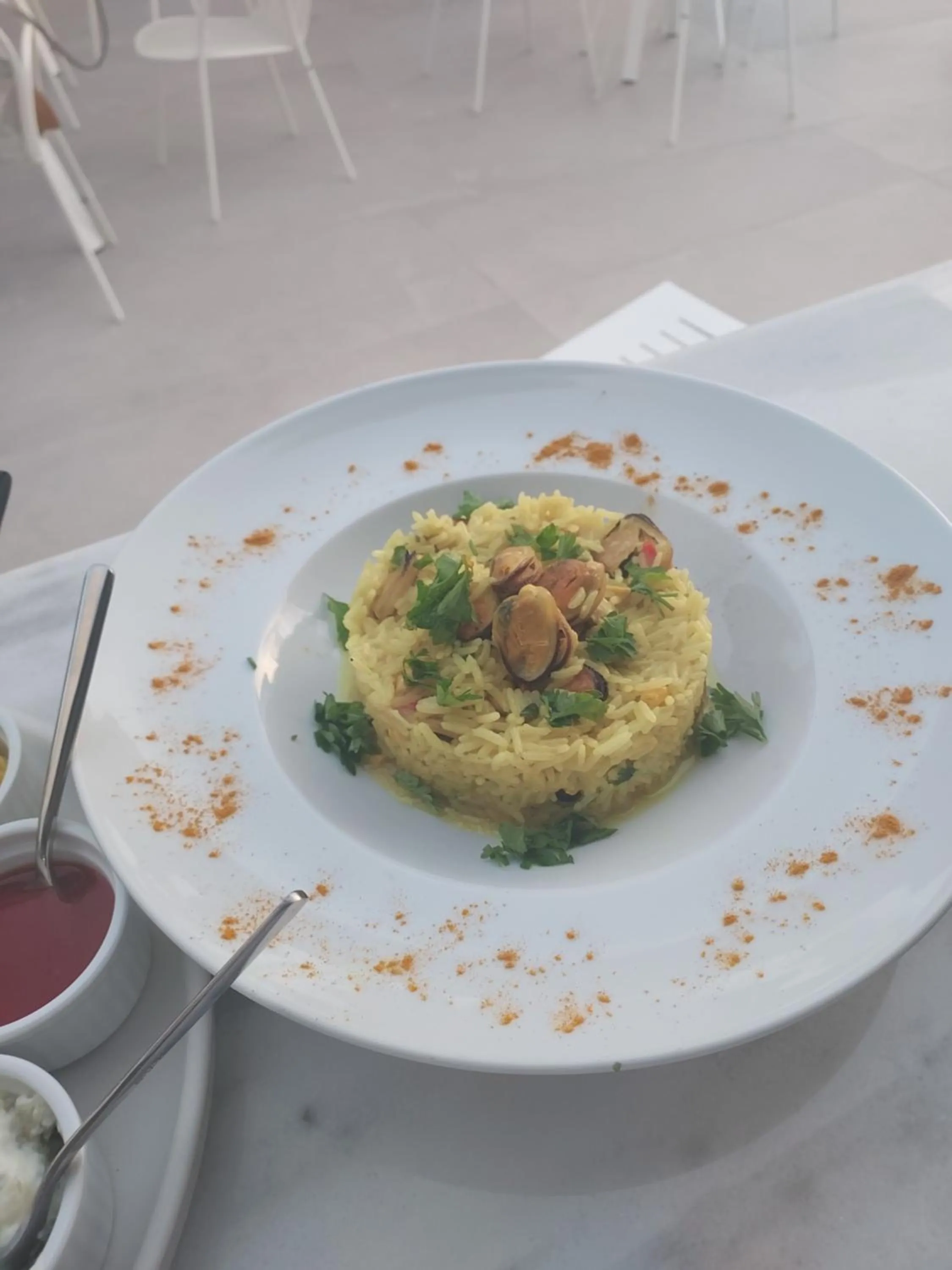 Restaurant/places to eat in Narciso Thassos Luxury Suites