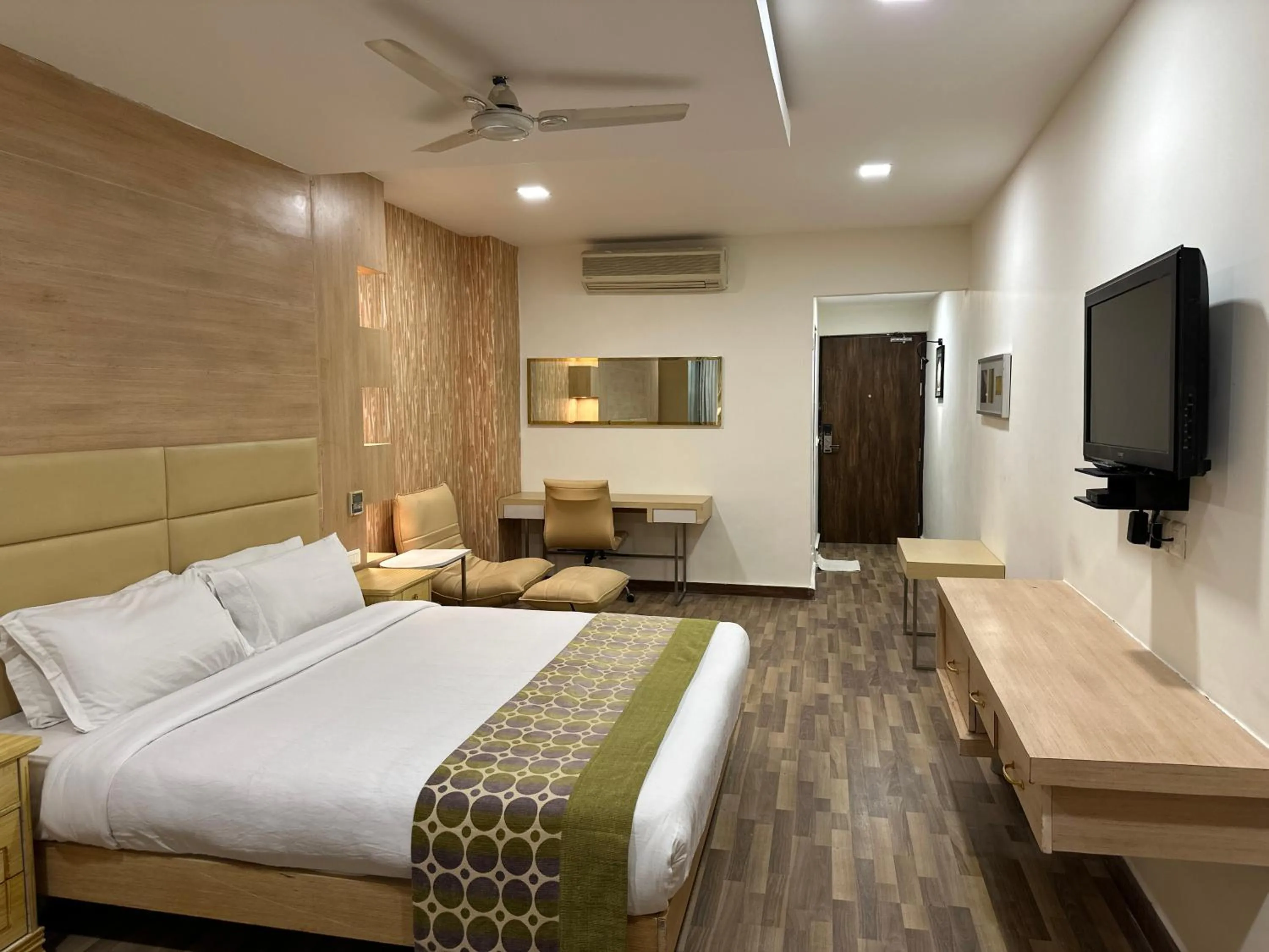 Bed in Heritage Residency By Lemongrove Hospitality