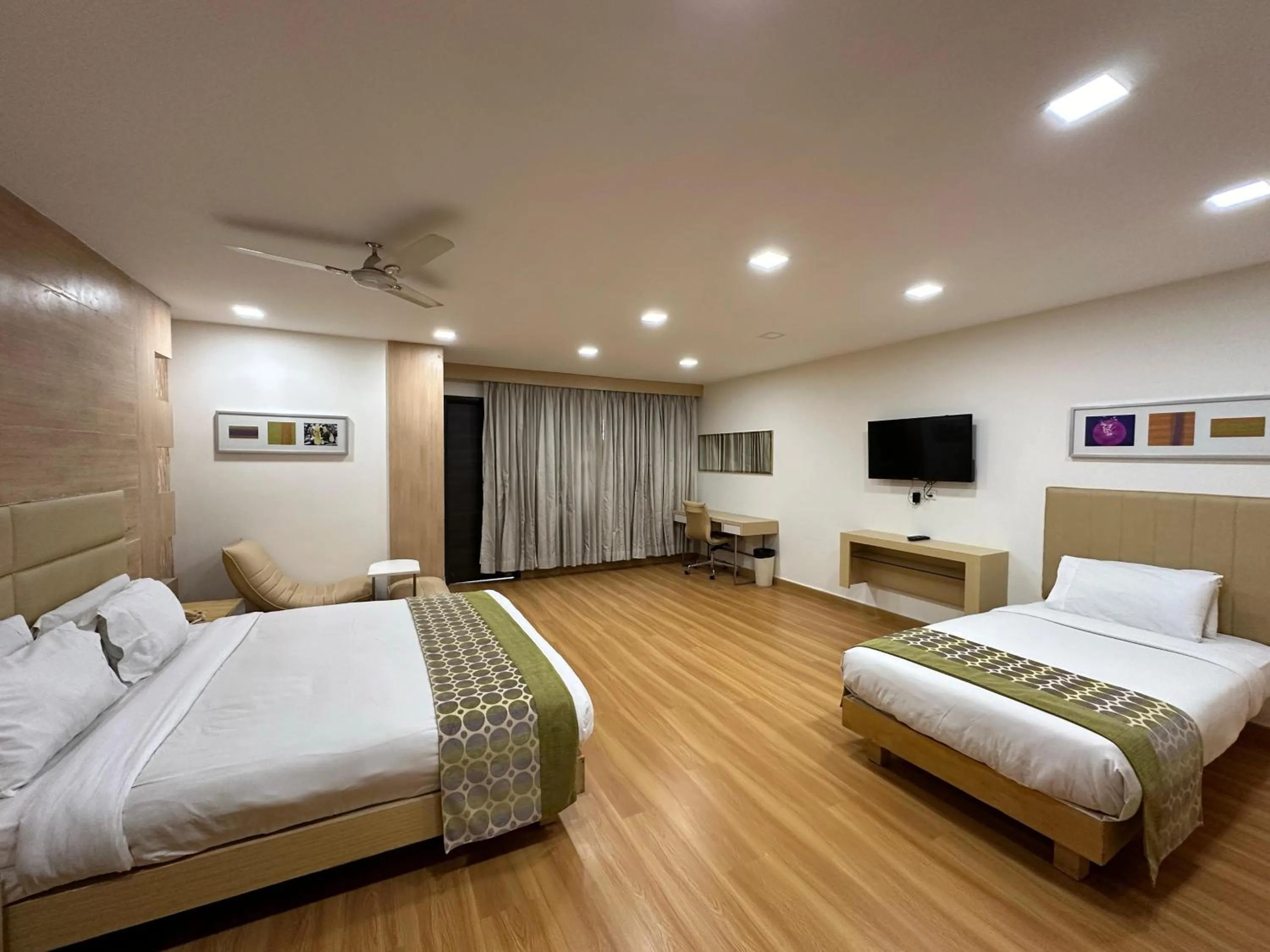 Bed in Heritage Residency By Lemongrove Hospitality