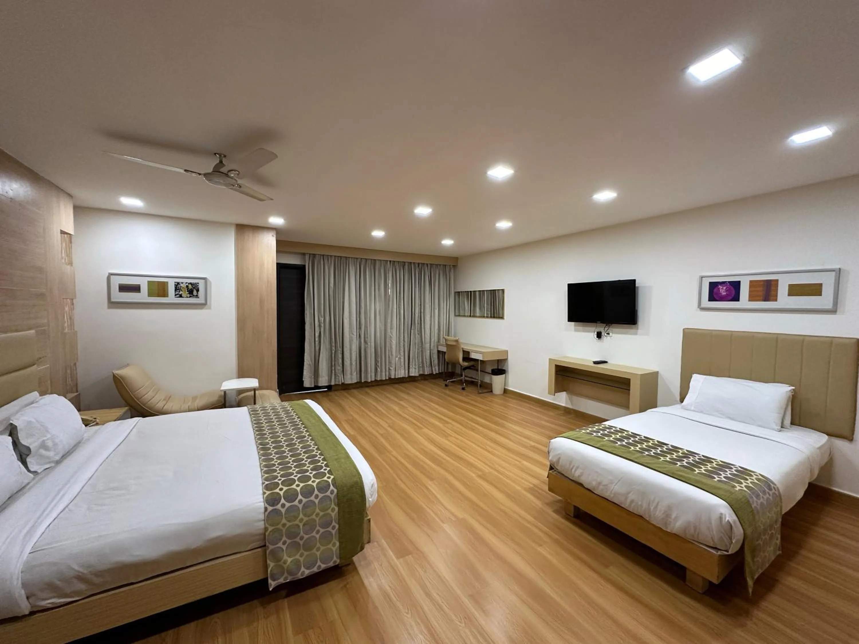 Bed in Heritage Residency By Lemongrove Hospitality