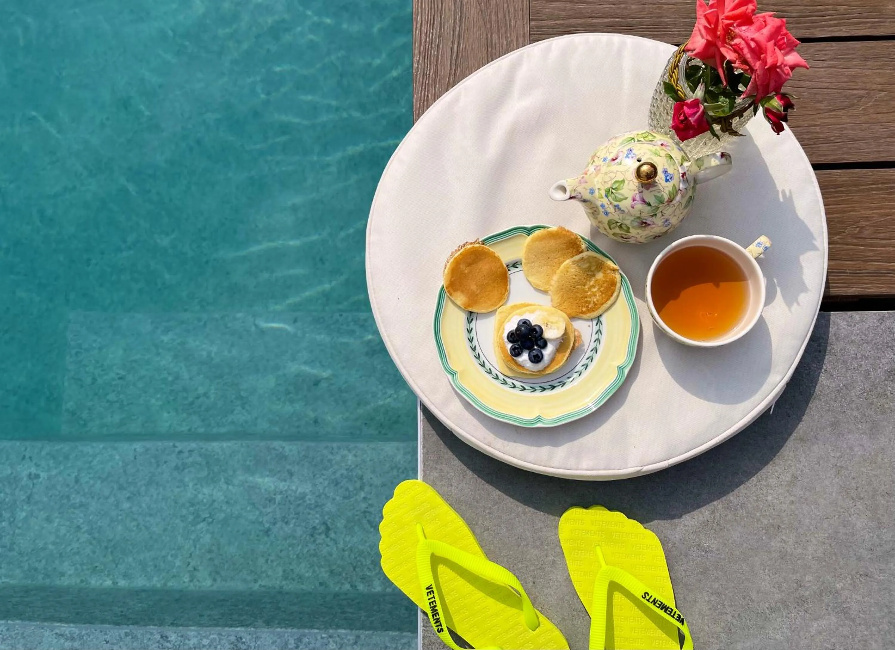 Pool view in Other Garden - Luxury Bed and Breakfast