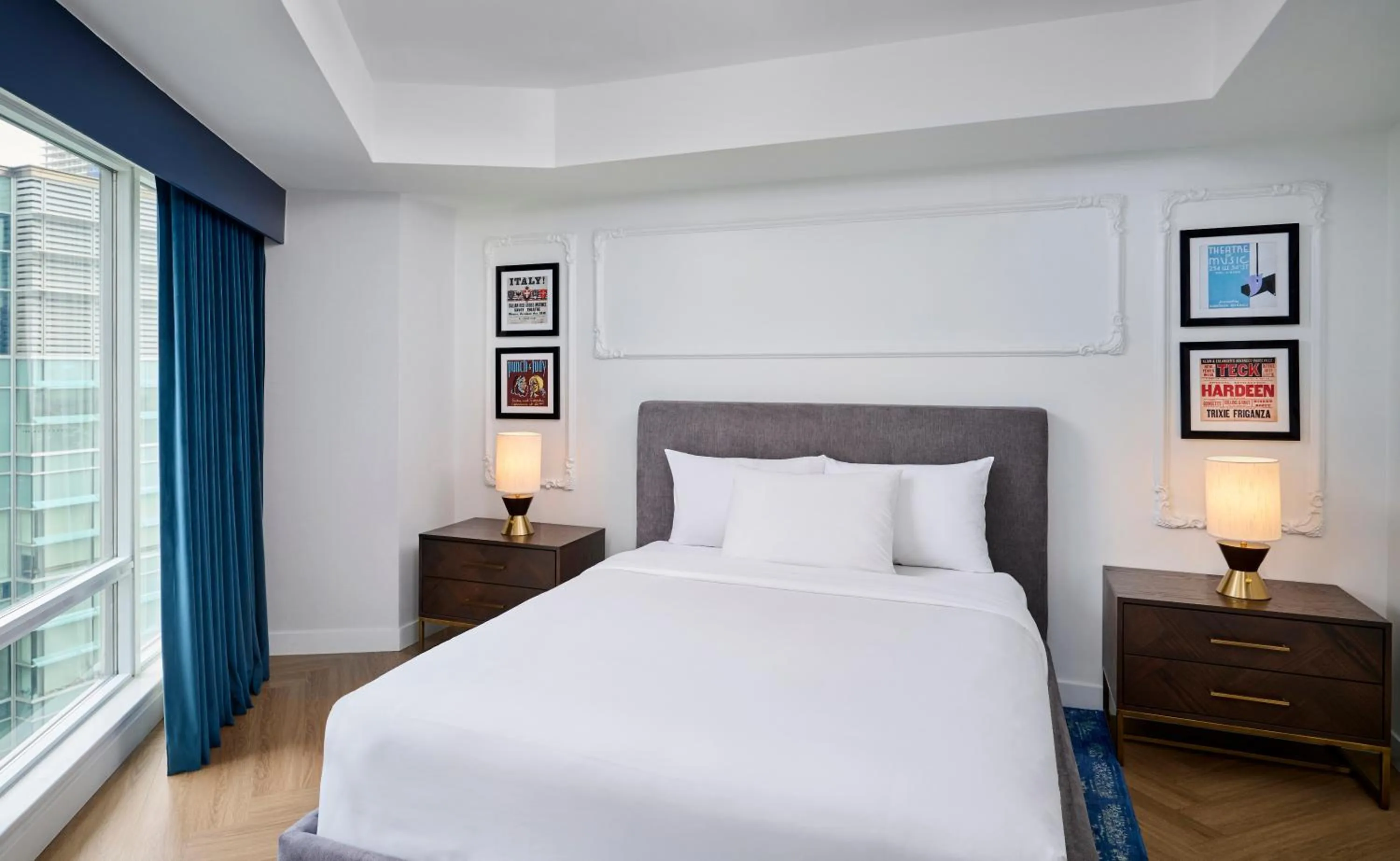 Bed in Pantages Hotel Toronto Centre