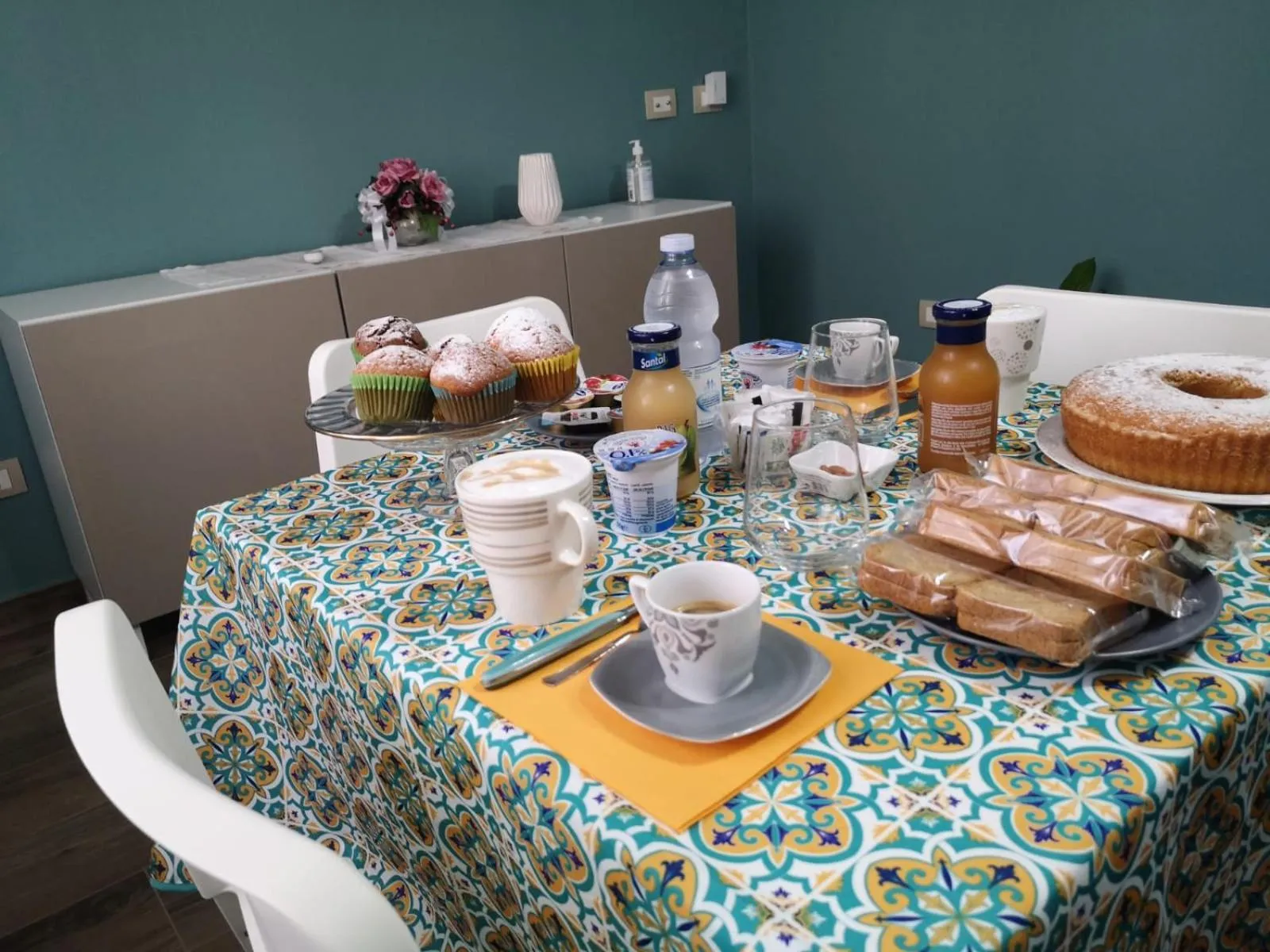 Breakfast in Sulfurea B&B ***