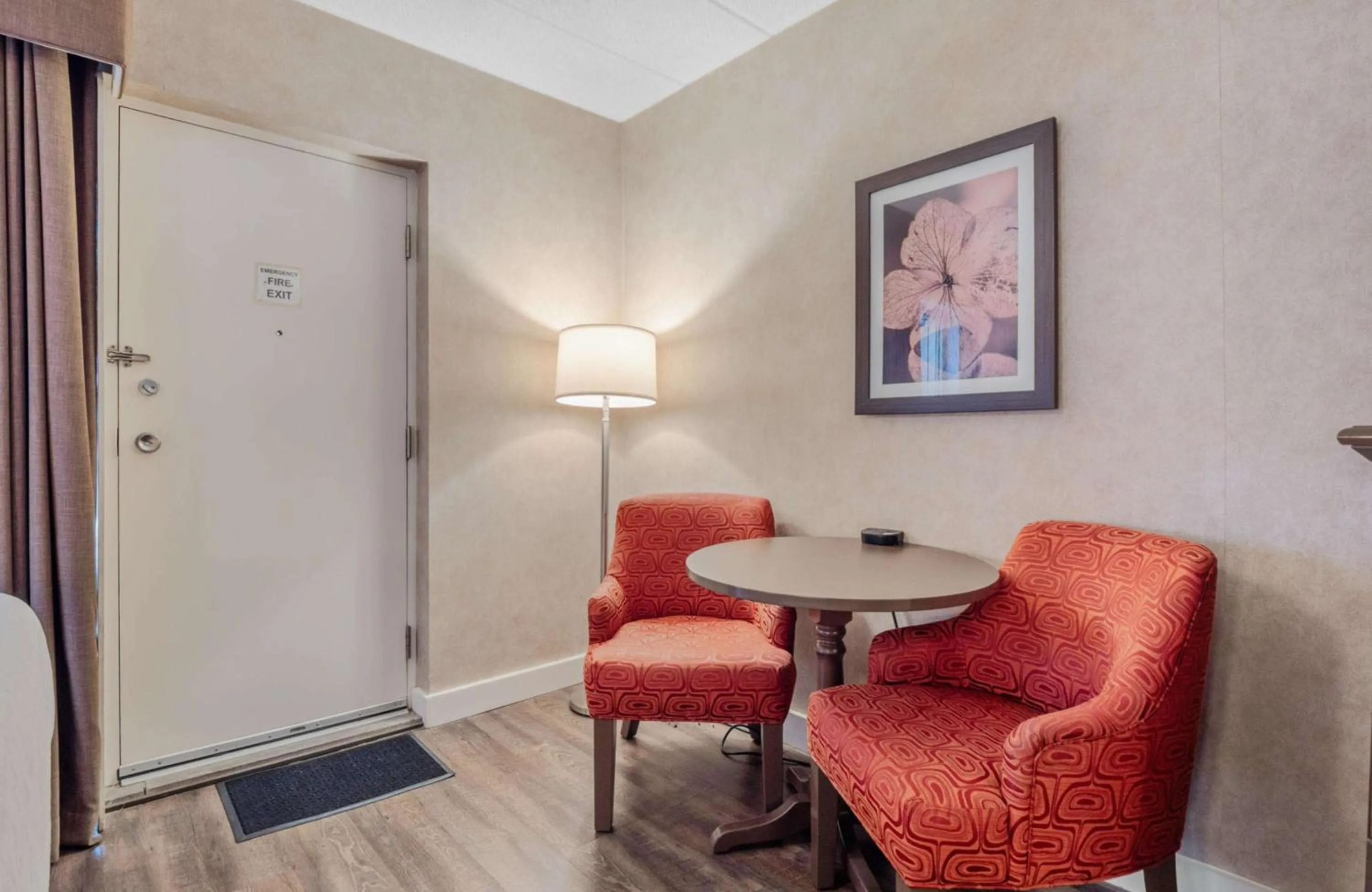 Bedroom in Best Western Plus Cairn Croft Hotel