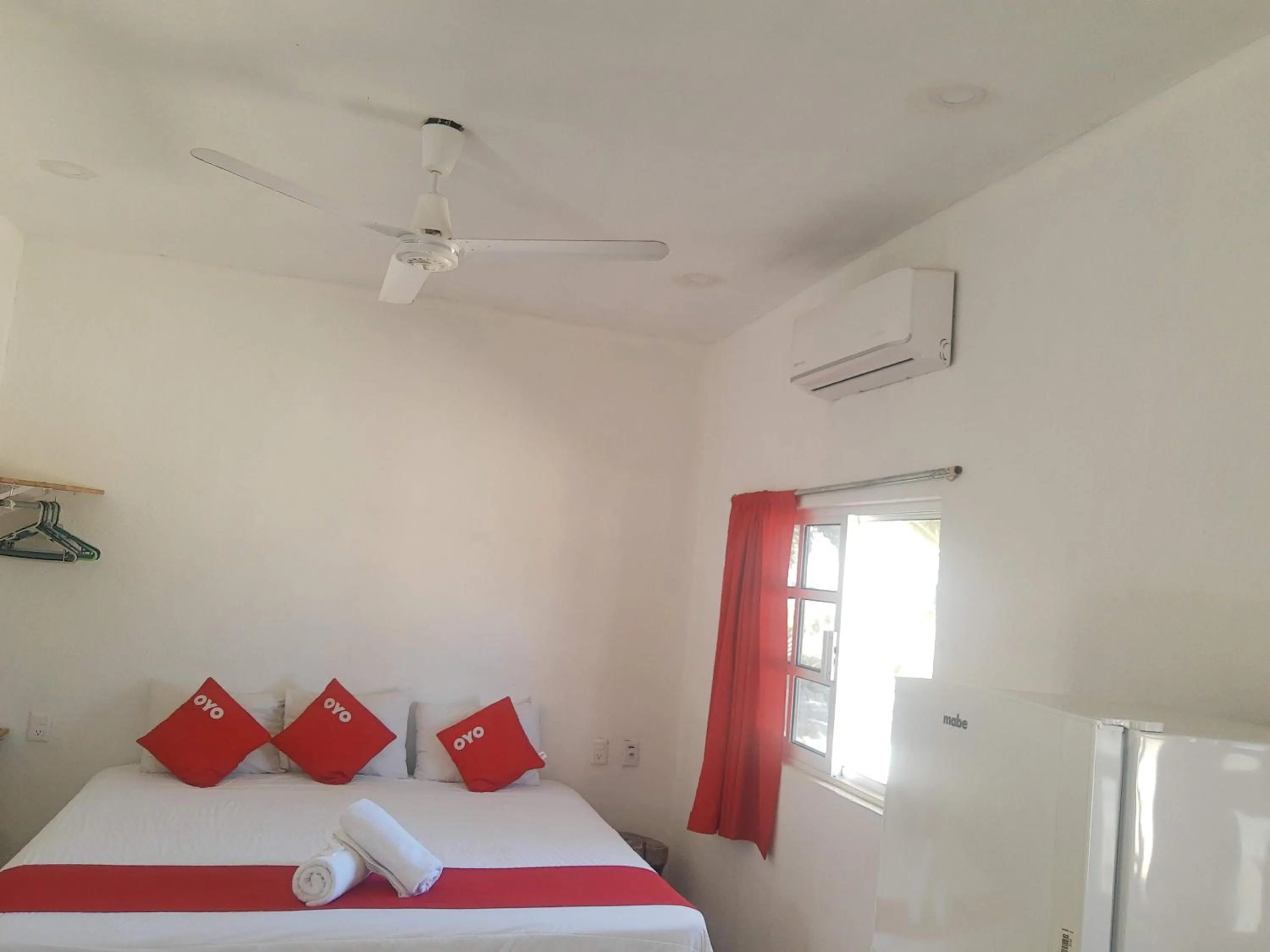 Bed in Hotel y Bungalows Bugambilias