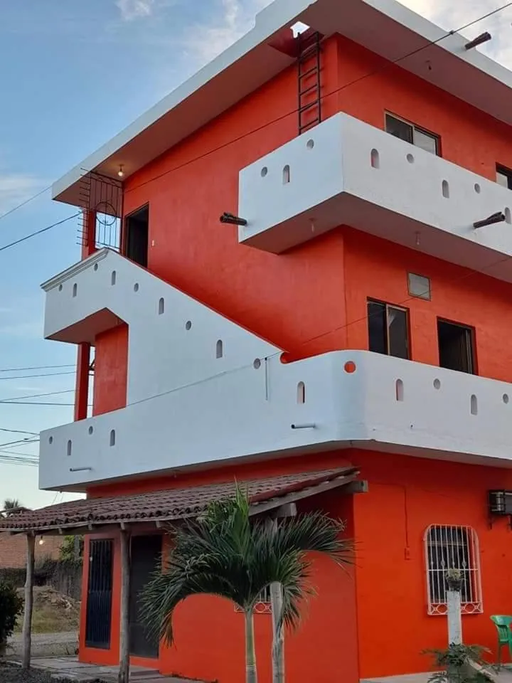 Hotel y Bungalows Bugambilias