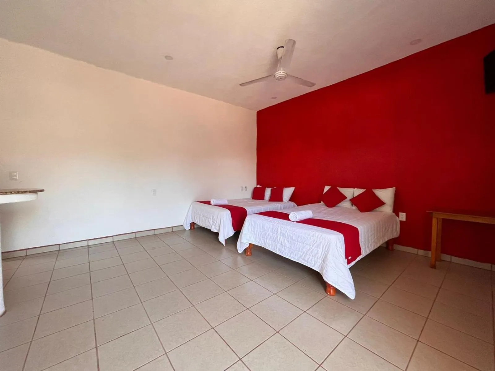 Bed in Hotel y Bungalows Bugambilias