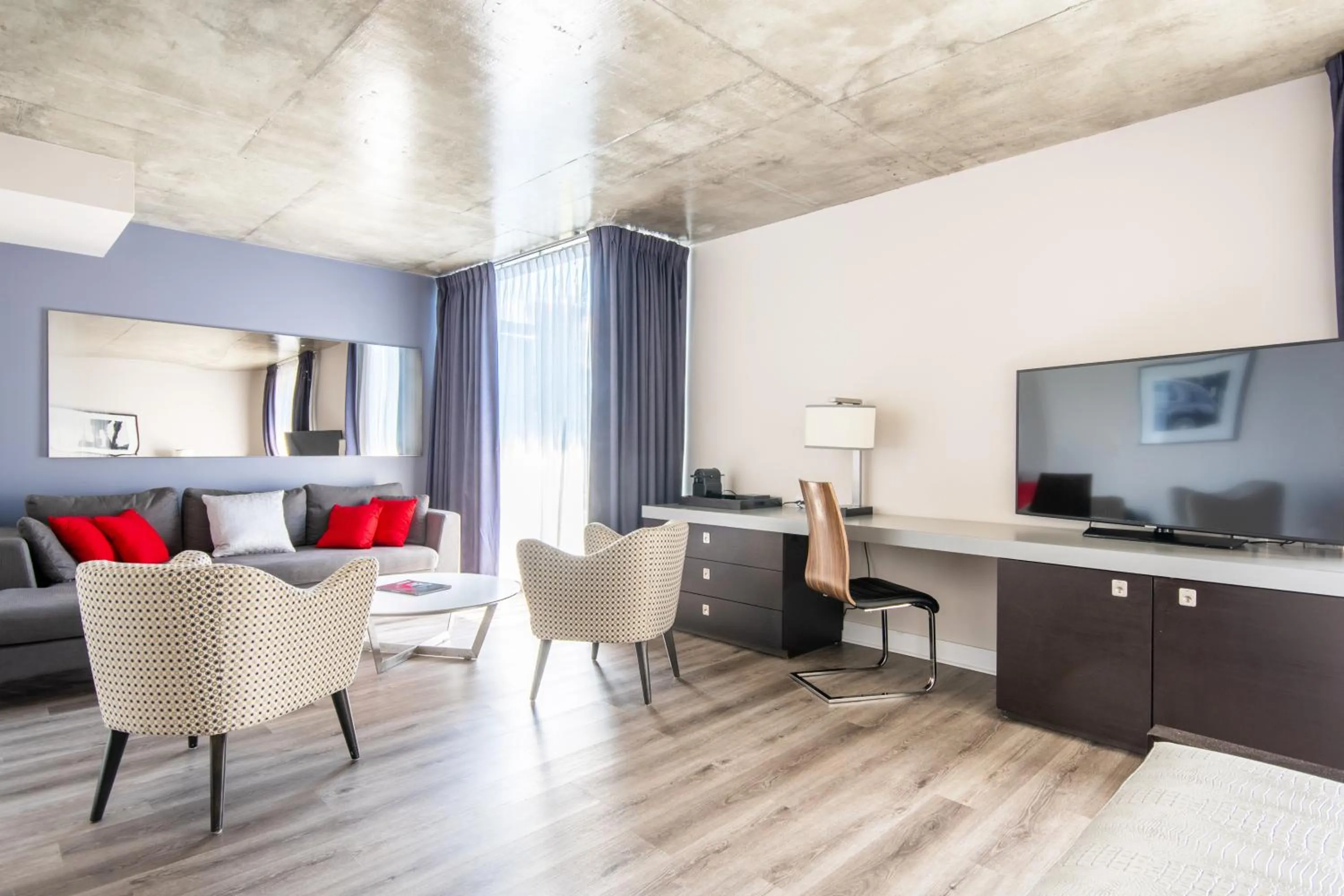 Seating area in HOTEL10