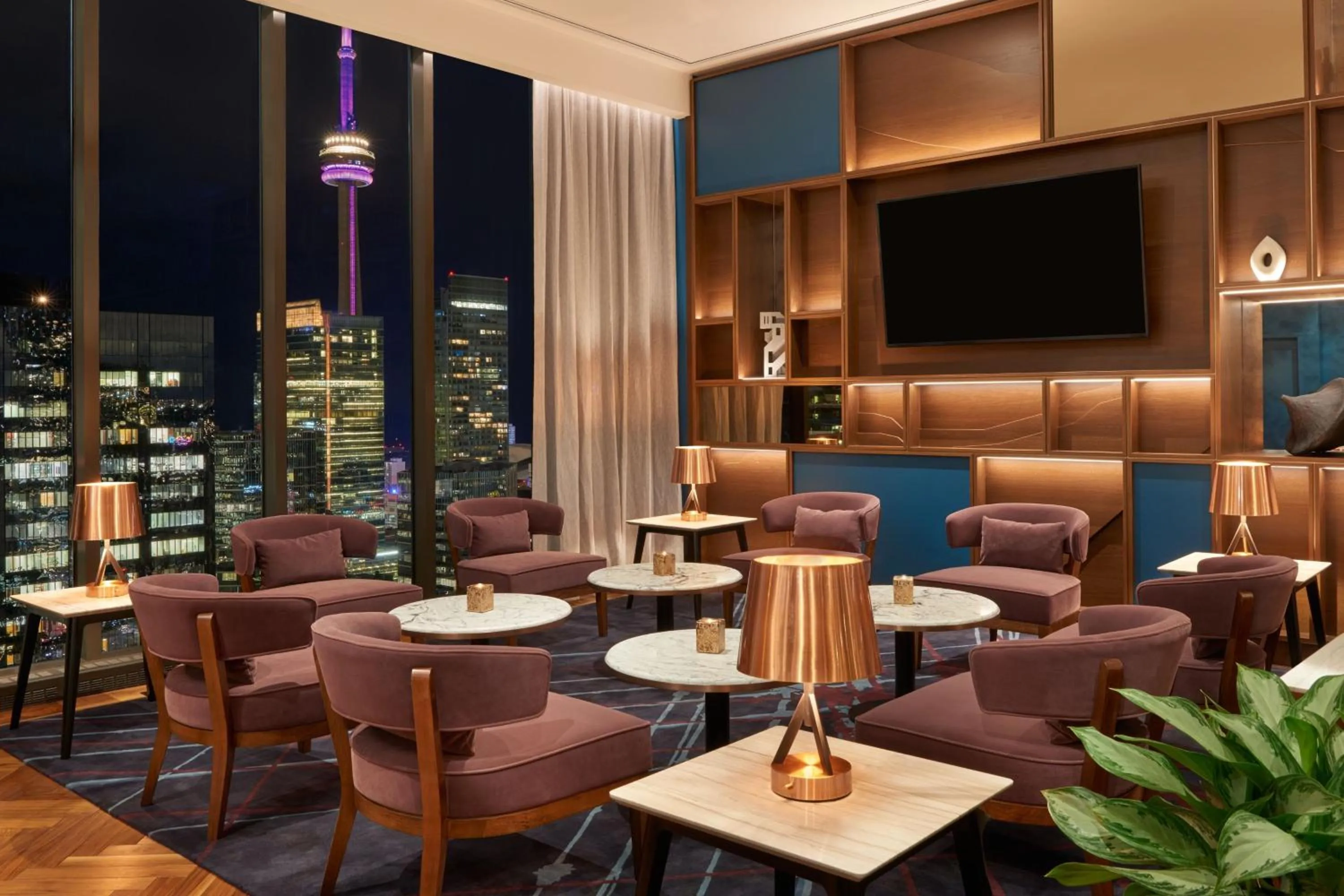 Lounge or bar in Sheraton Centre Toronto Hotel