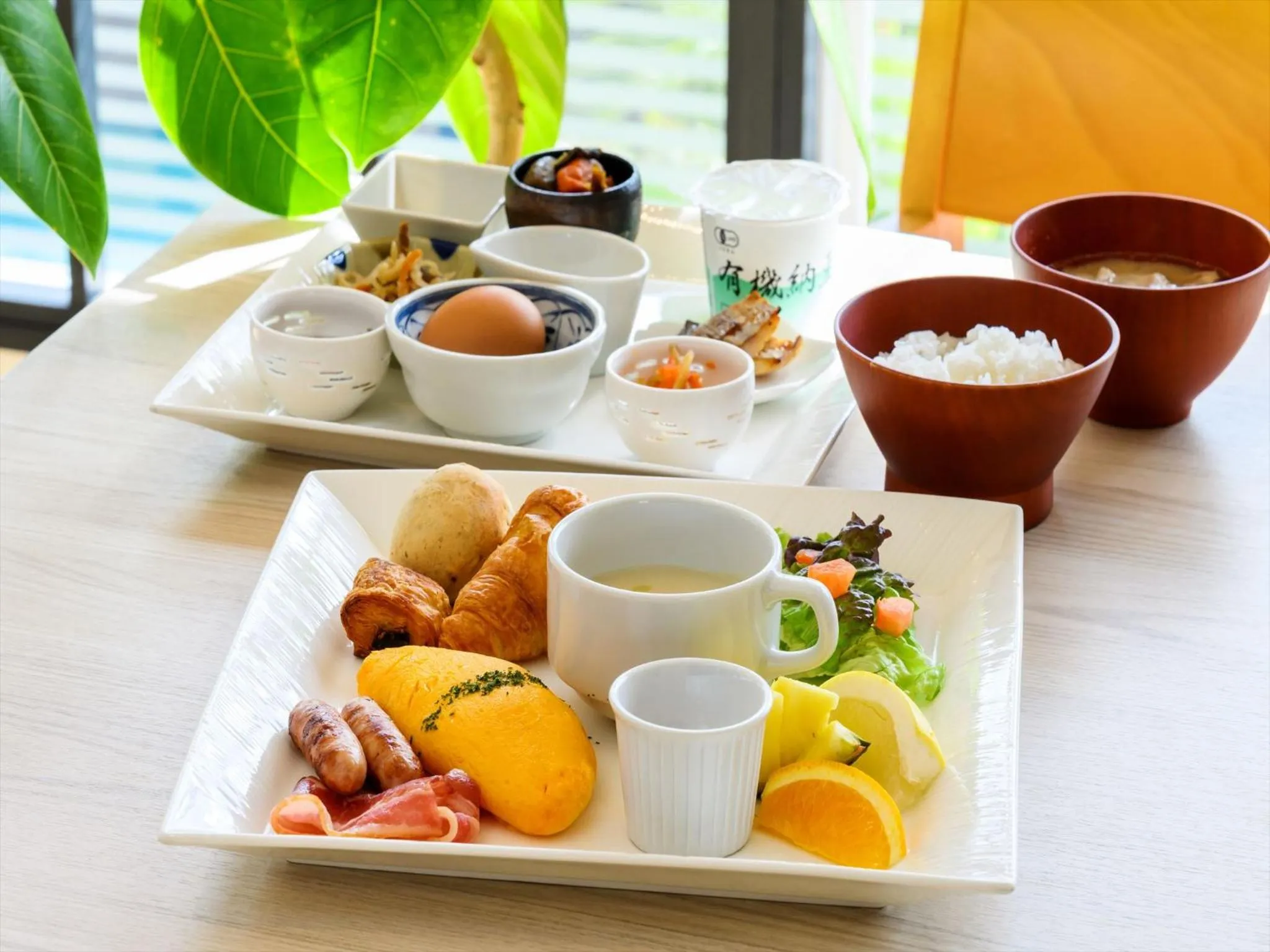 Breakfast in THE GRAND HOTEL GINOWAN