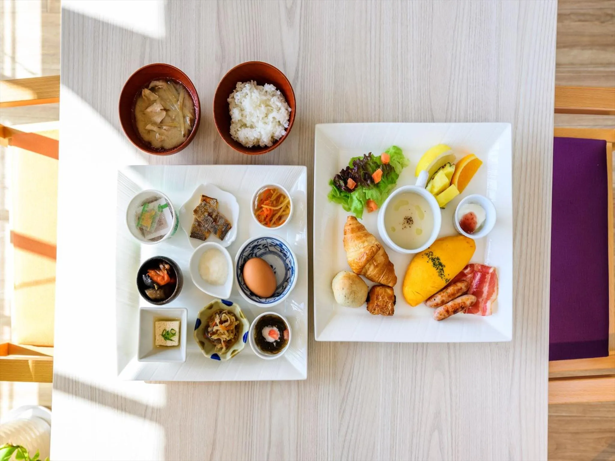 Breakfast in THE GRAND HOTEL GINOWAN