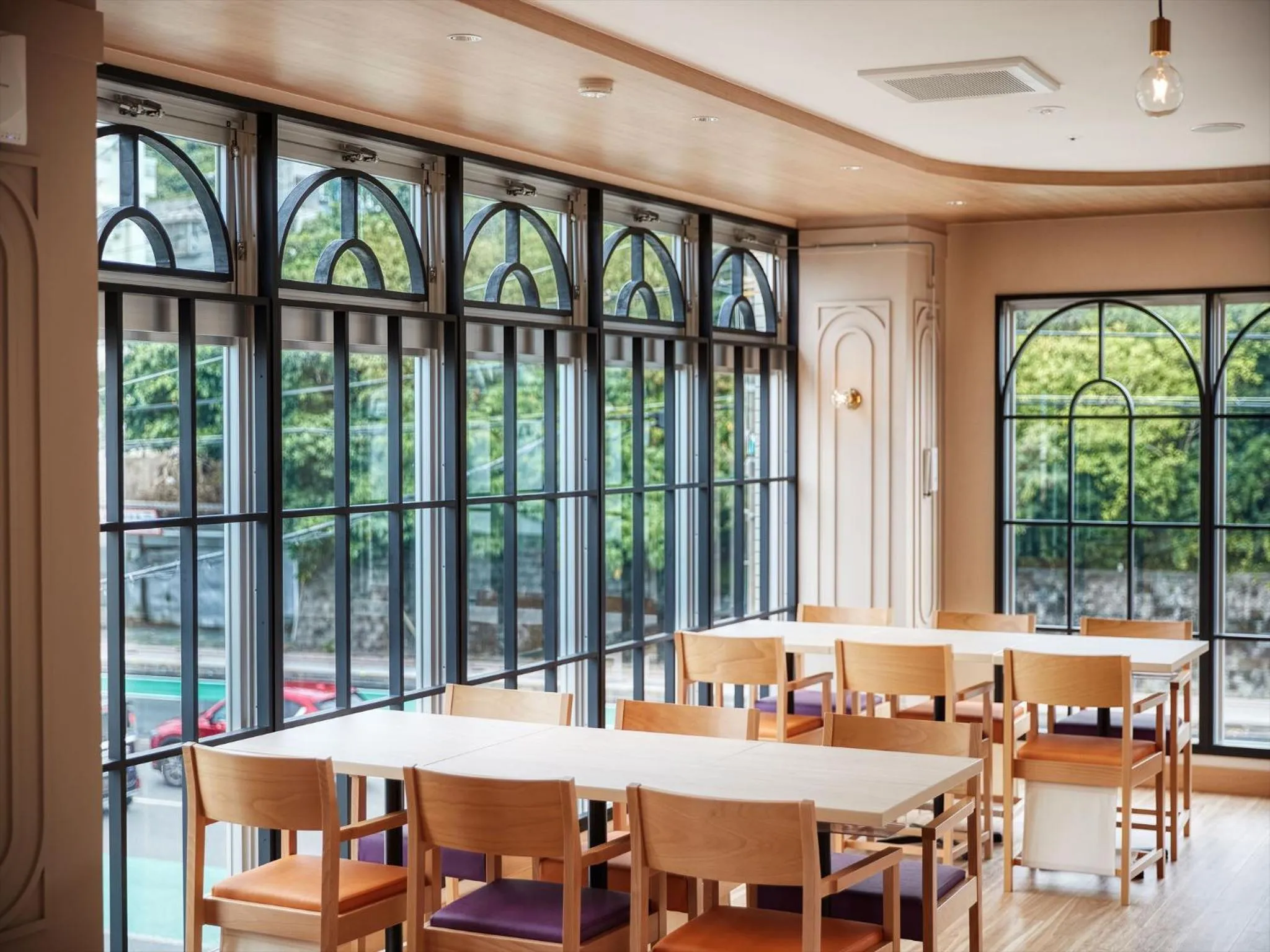 Restaurant/places to eat in THE GRAND HOTEL GINOWAN