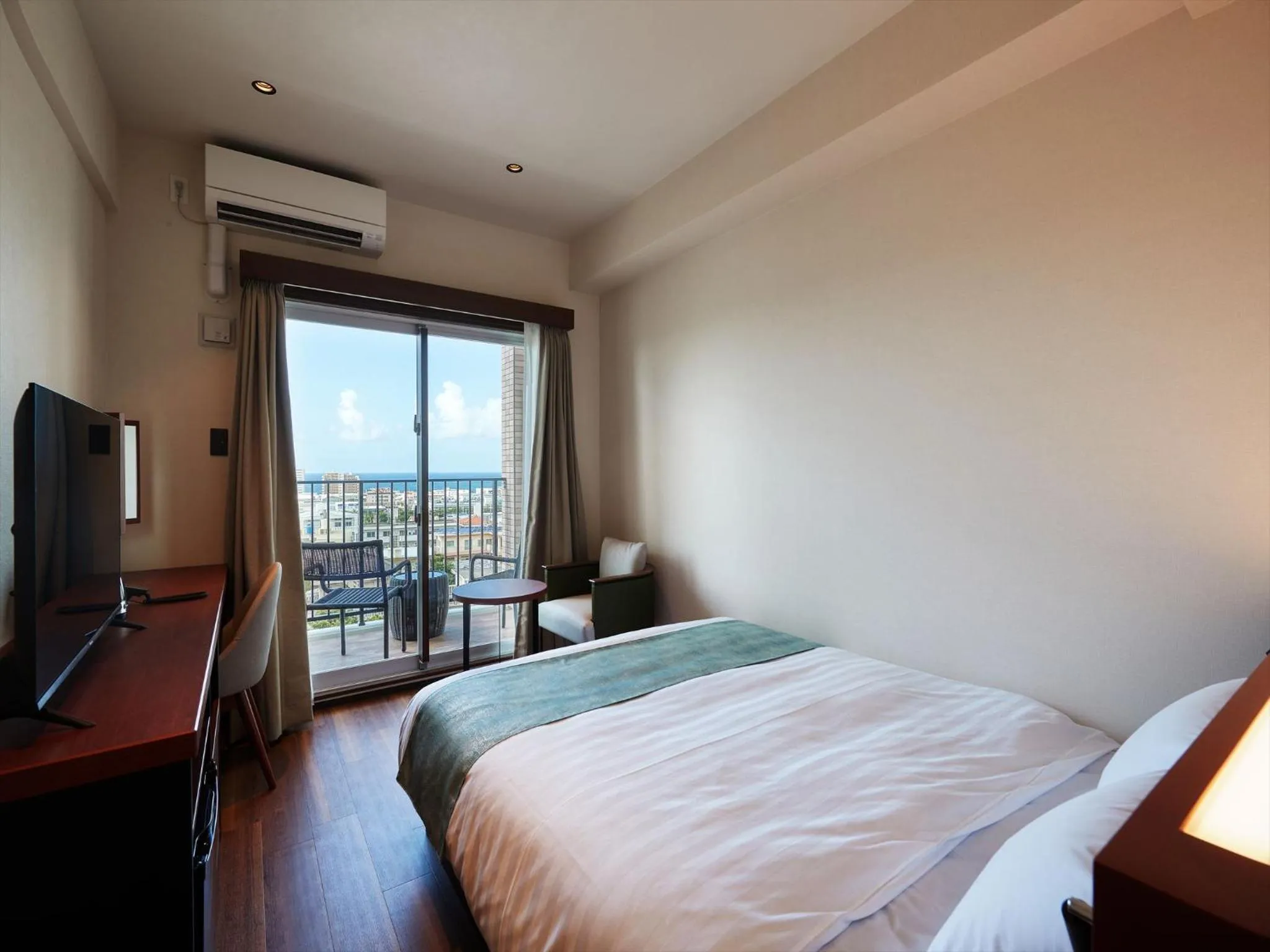 Bed in THE GRAND HOTEL GINOWAN