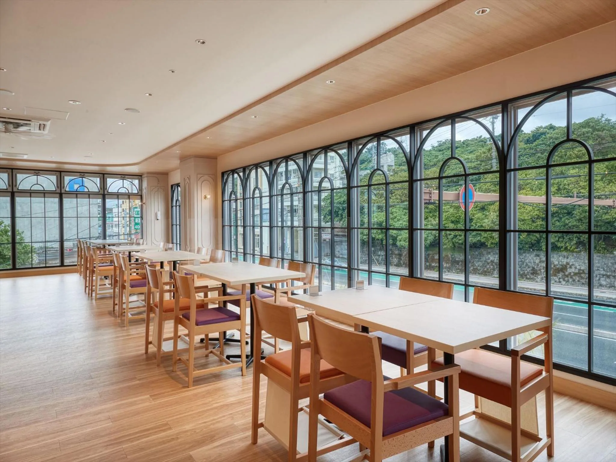 Restaurant/places to eat in THE GRAND HOTEL GINOWAN