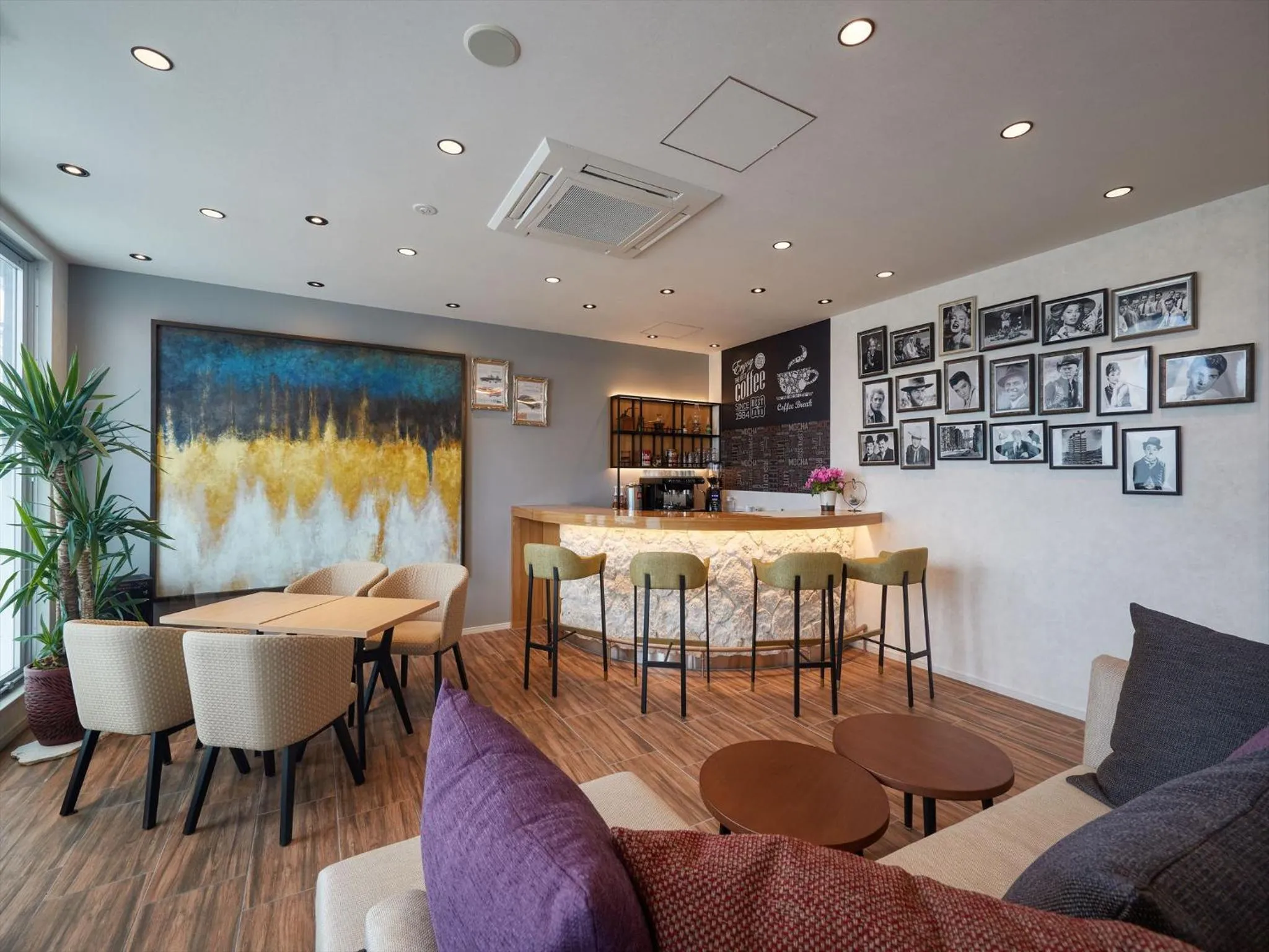 Lobby or reception in THE GRAND HOTEL GINOWAN