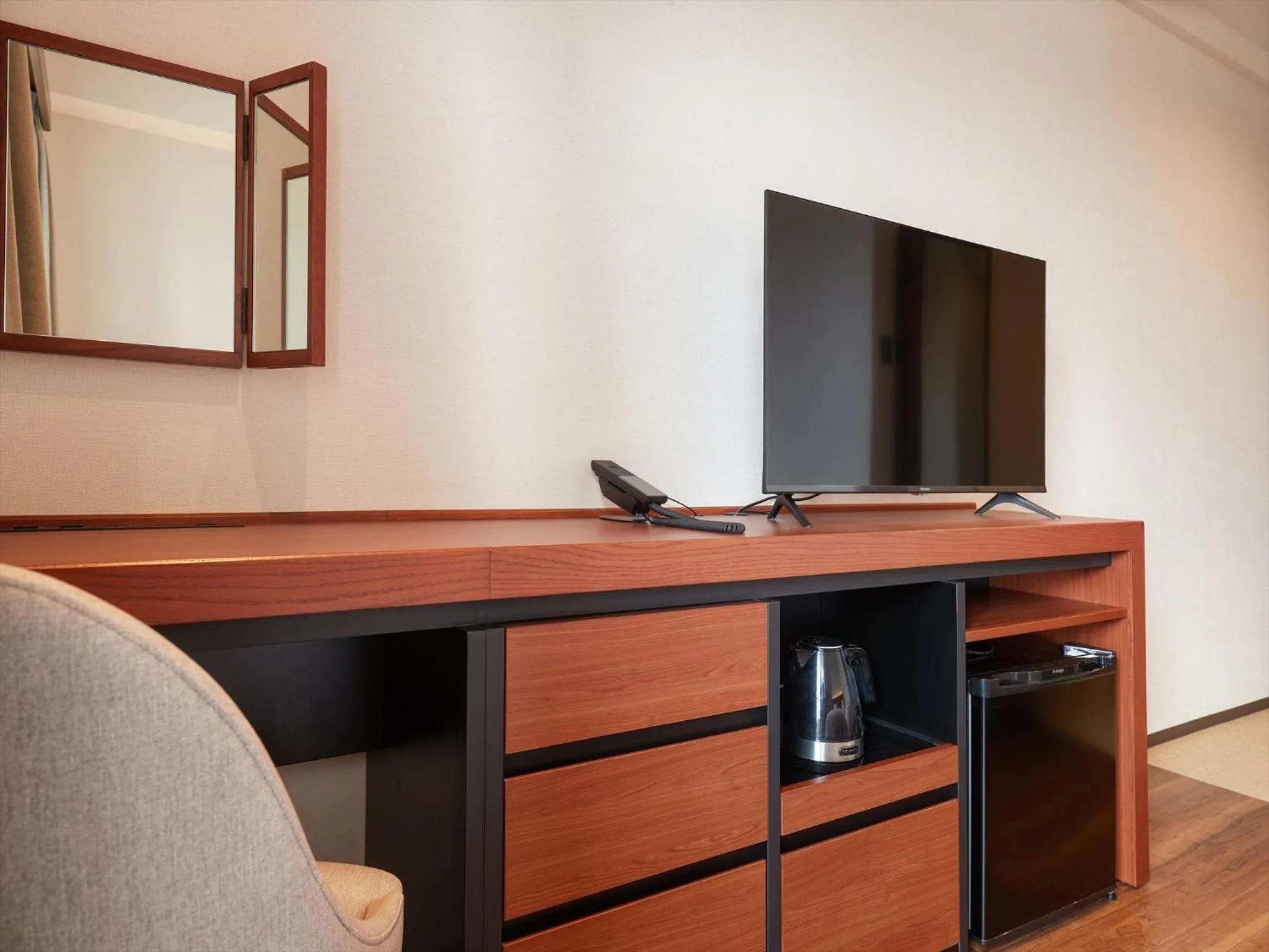 TV and multimedia in THE GRAND HOTEL GINOWAN