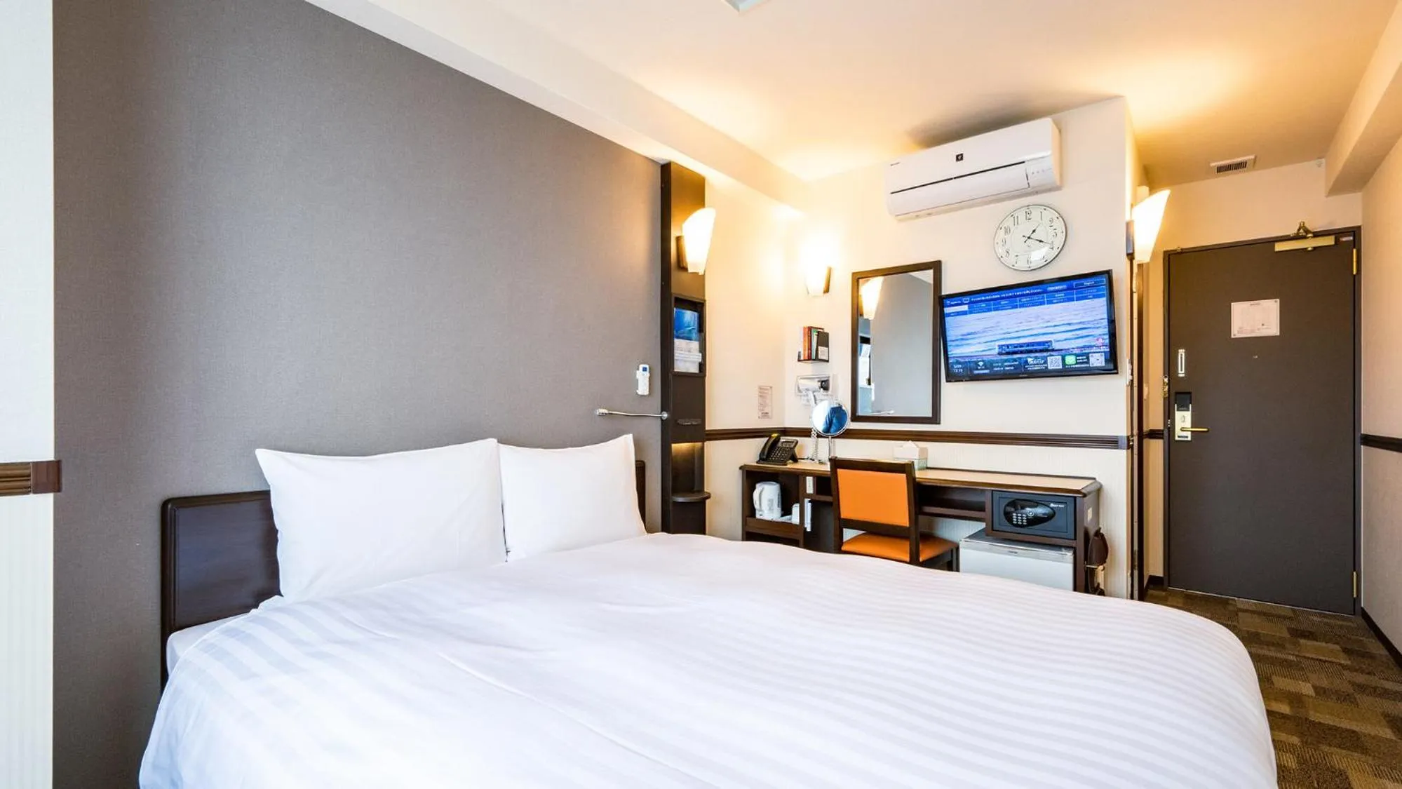 Area and facilities, Bed in Toyoko Inn Chubu International Airport No 2