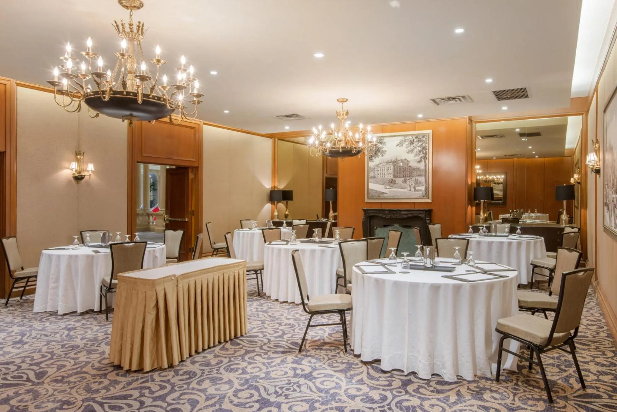 Banquet/Function facilities in The Omni King Edward Hotel