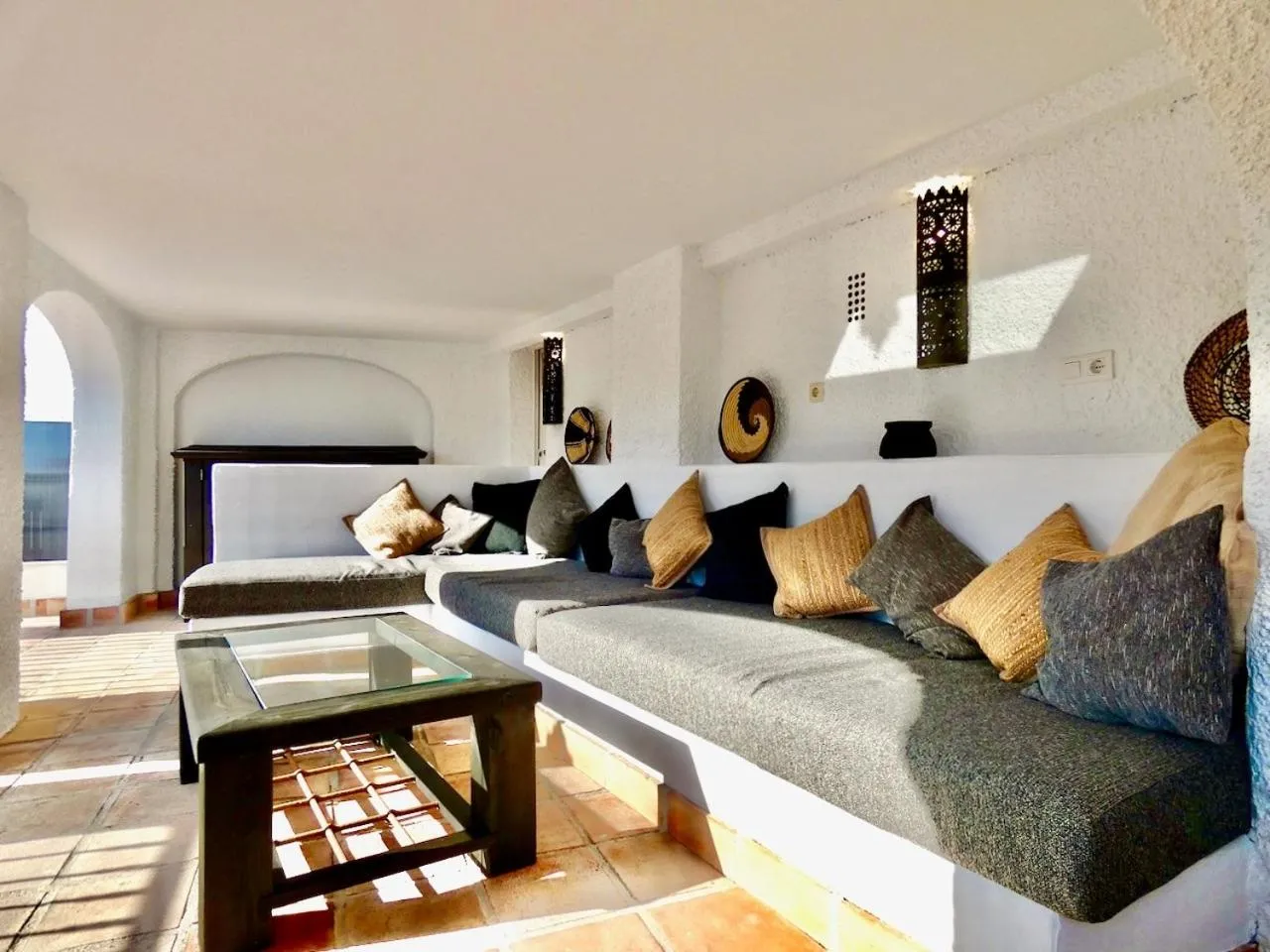 Property building in Casa Alba