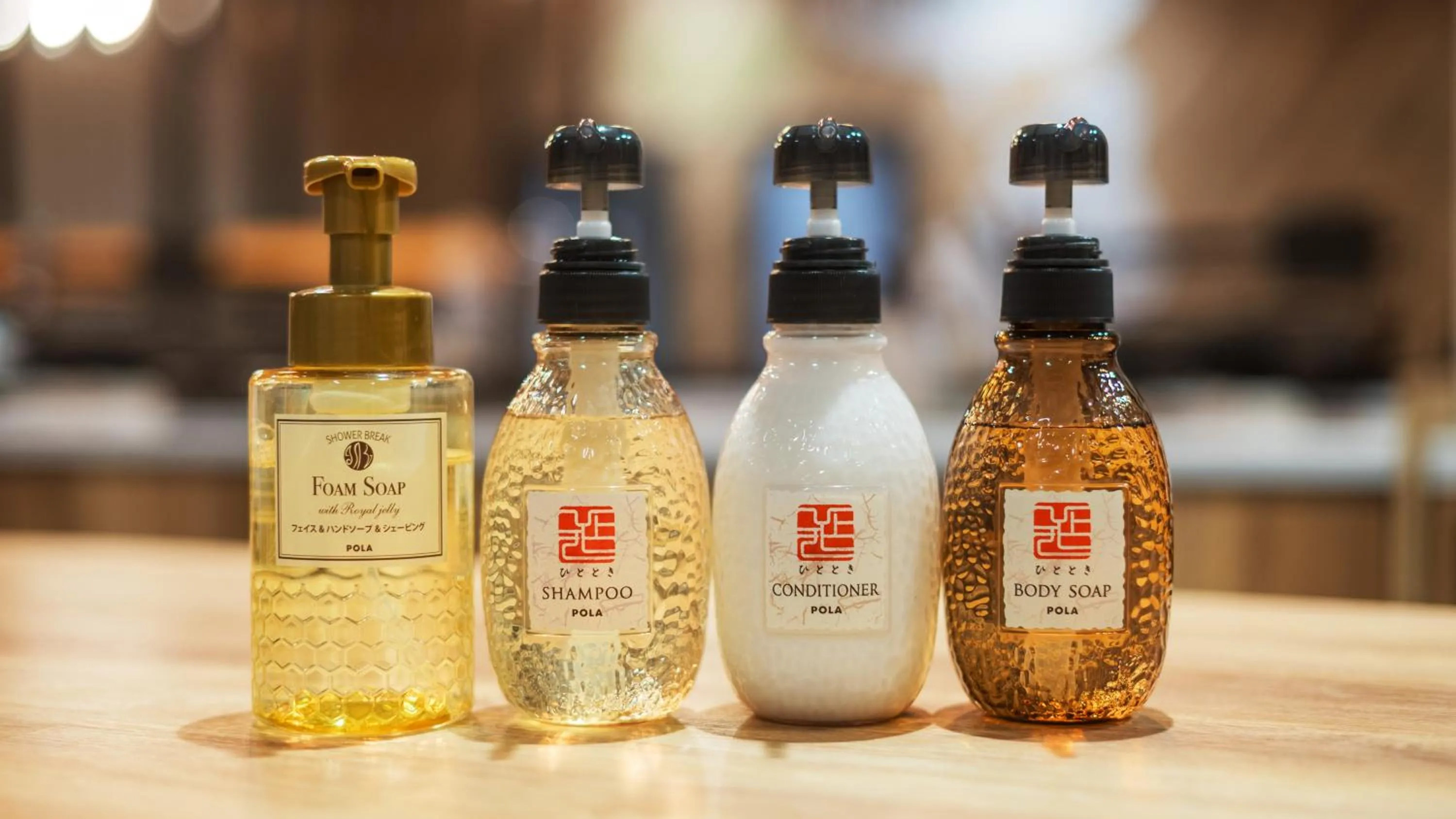 Shower in EIGHT POINT INN Kanazawa